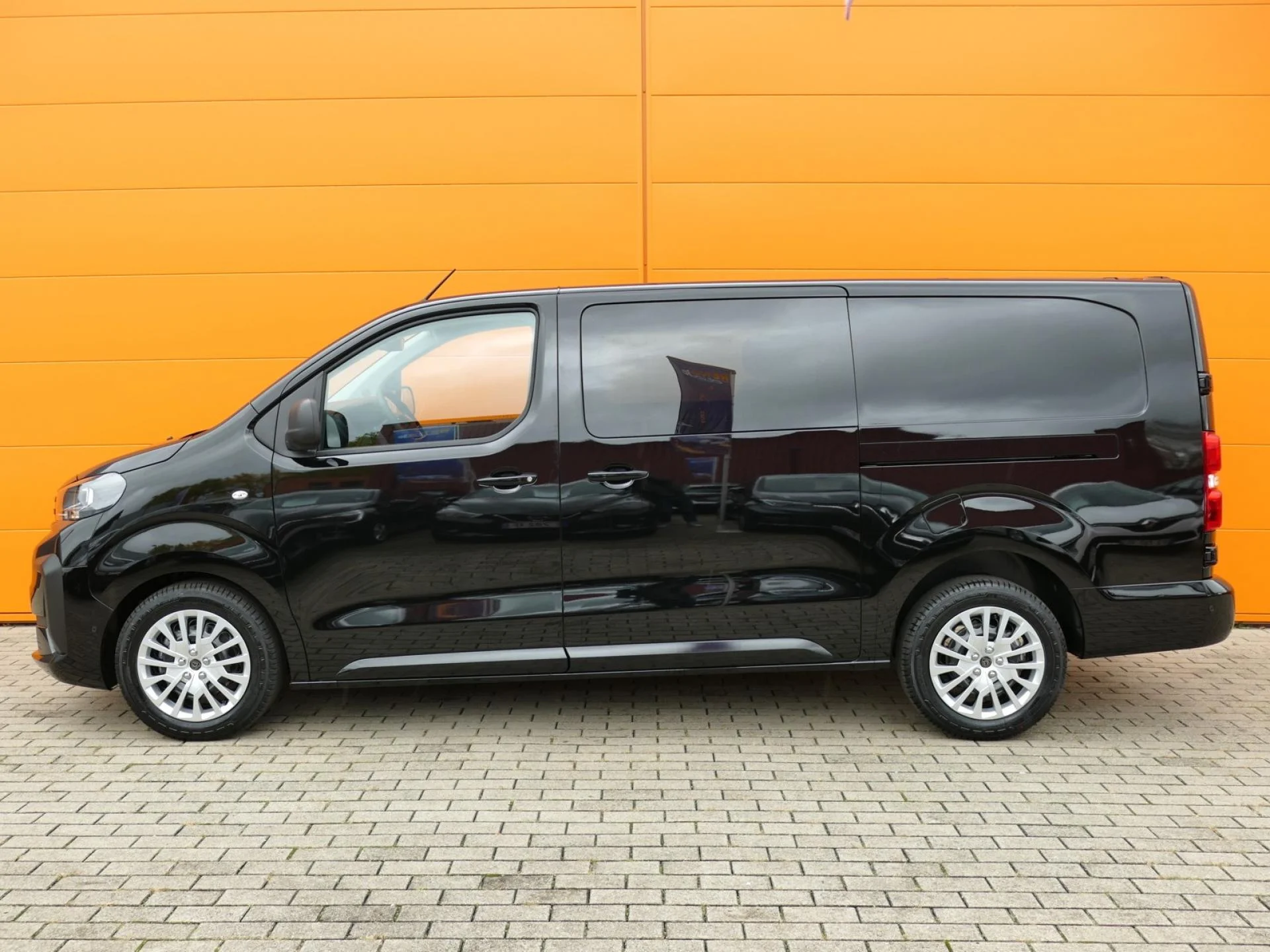 PEUGEOT EXPERT - Miniature 3 sur 33 - Cliquer pour voir cette photo