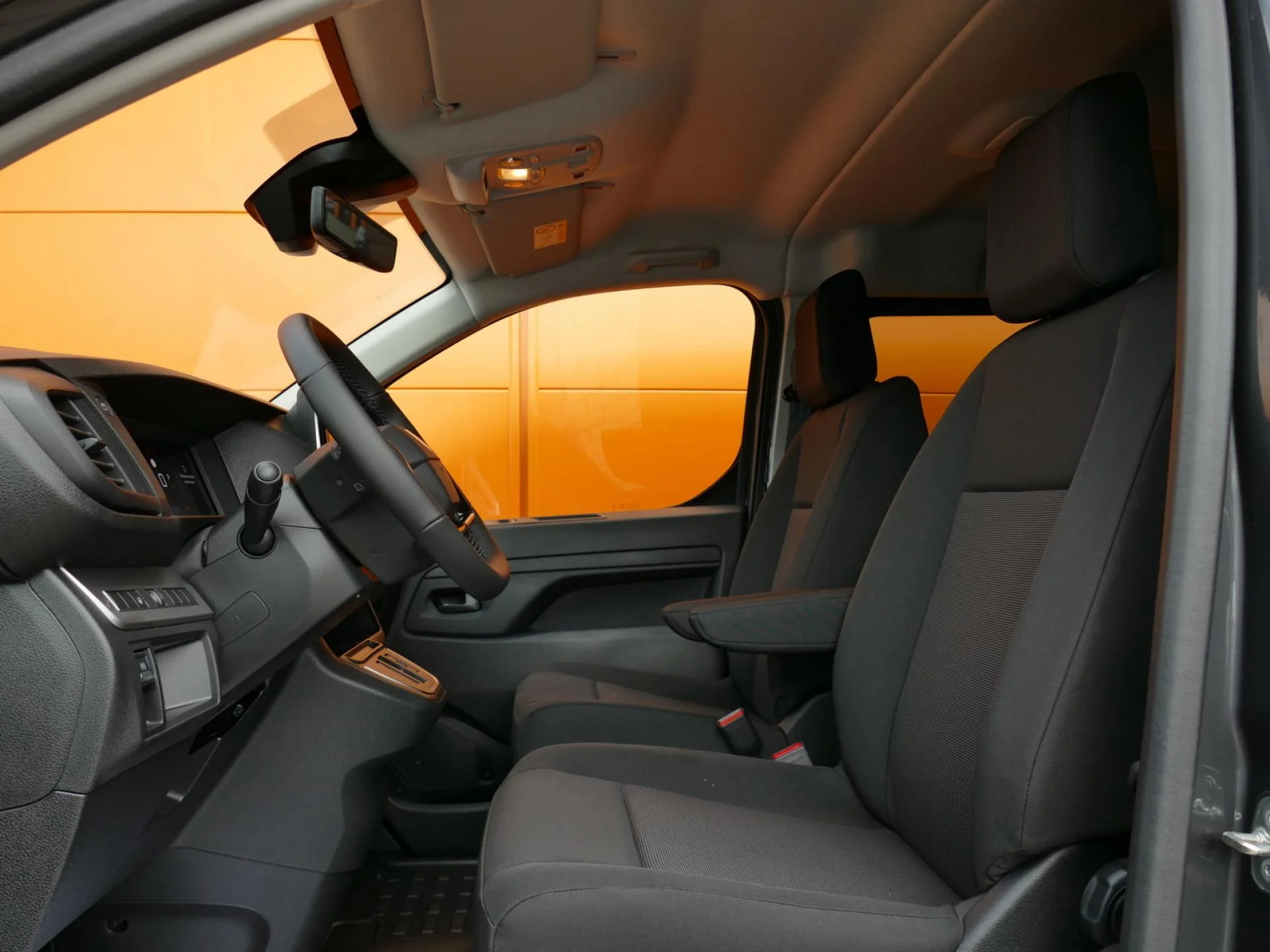 PEUGEOT EXPERT - Miniature 6 sur 33 - Cliquer pour voir cette photo