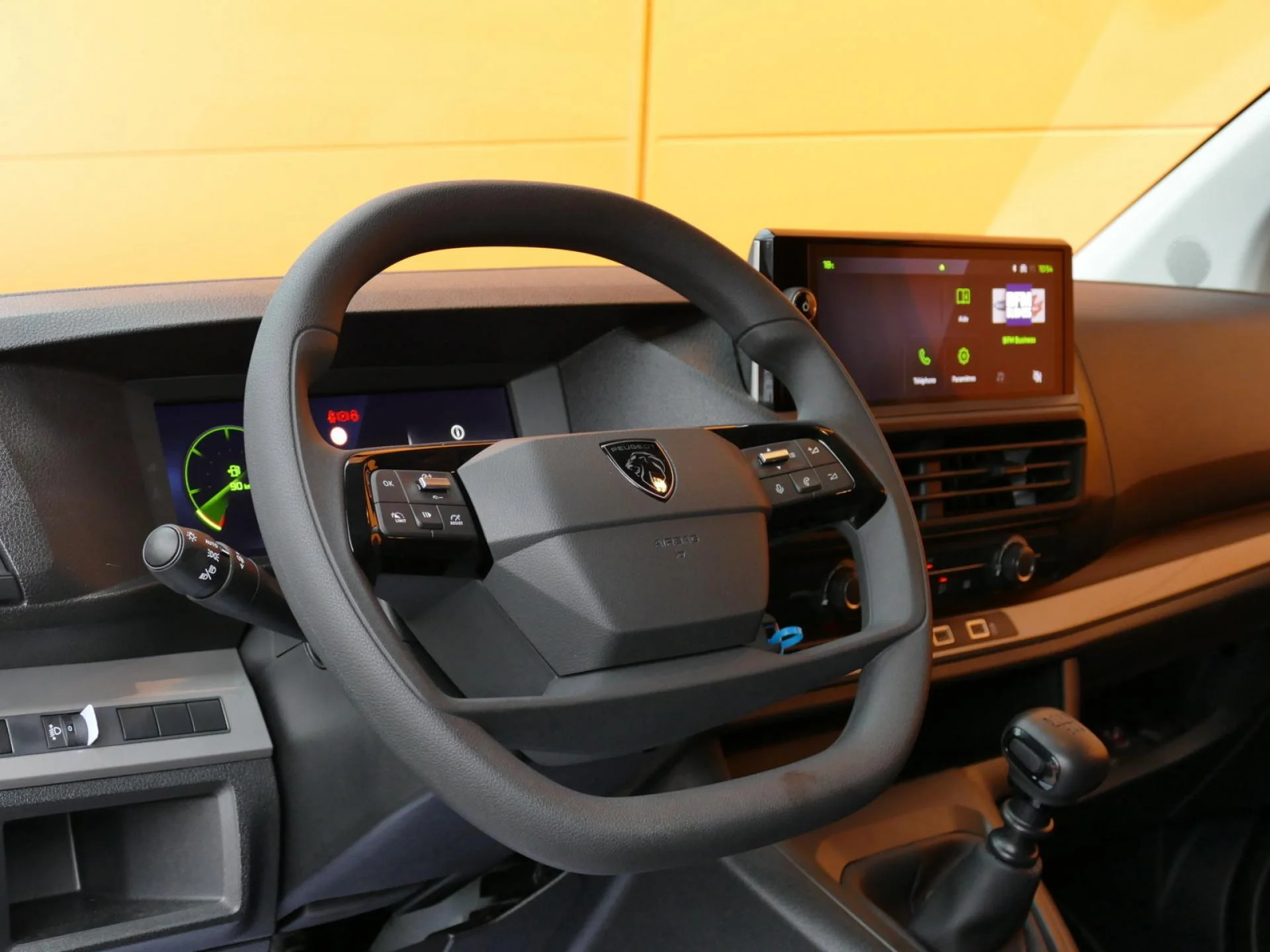 PEUGEOT EXPERT - Miniature 15 sur 32 - Cliquer pour voir cette photo