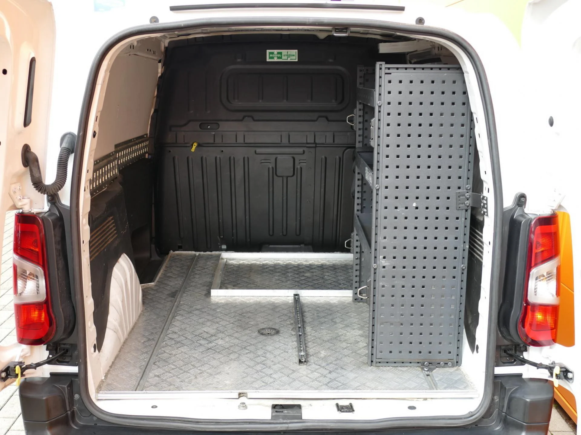 PEUGEOT PARTNER - Miniature 8 sur 32 - Cliquer pour voir cette photo