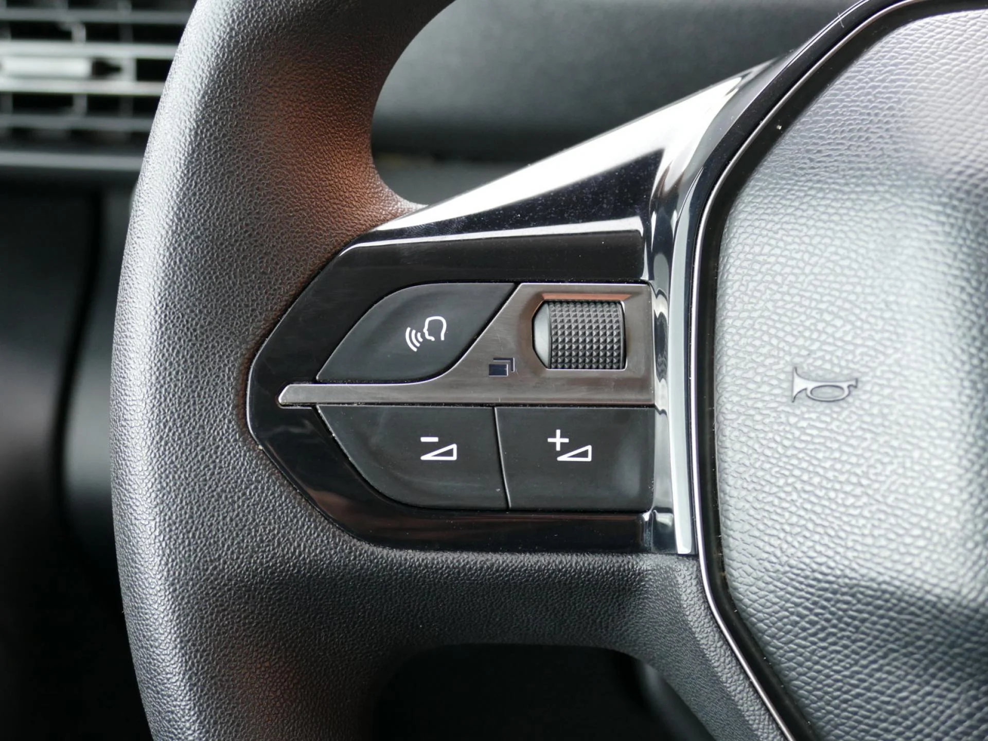 PEUGEOT PARTNER - Miniature 17 sur 32 - Cliquer pour voir cette photo