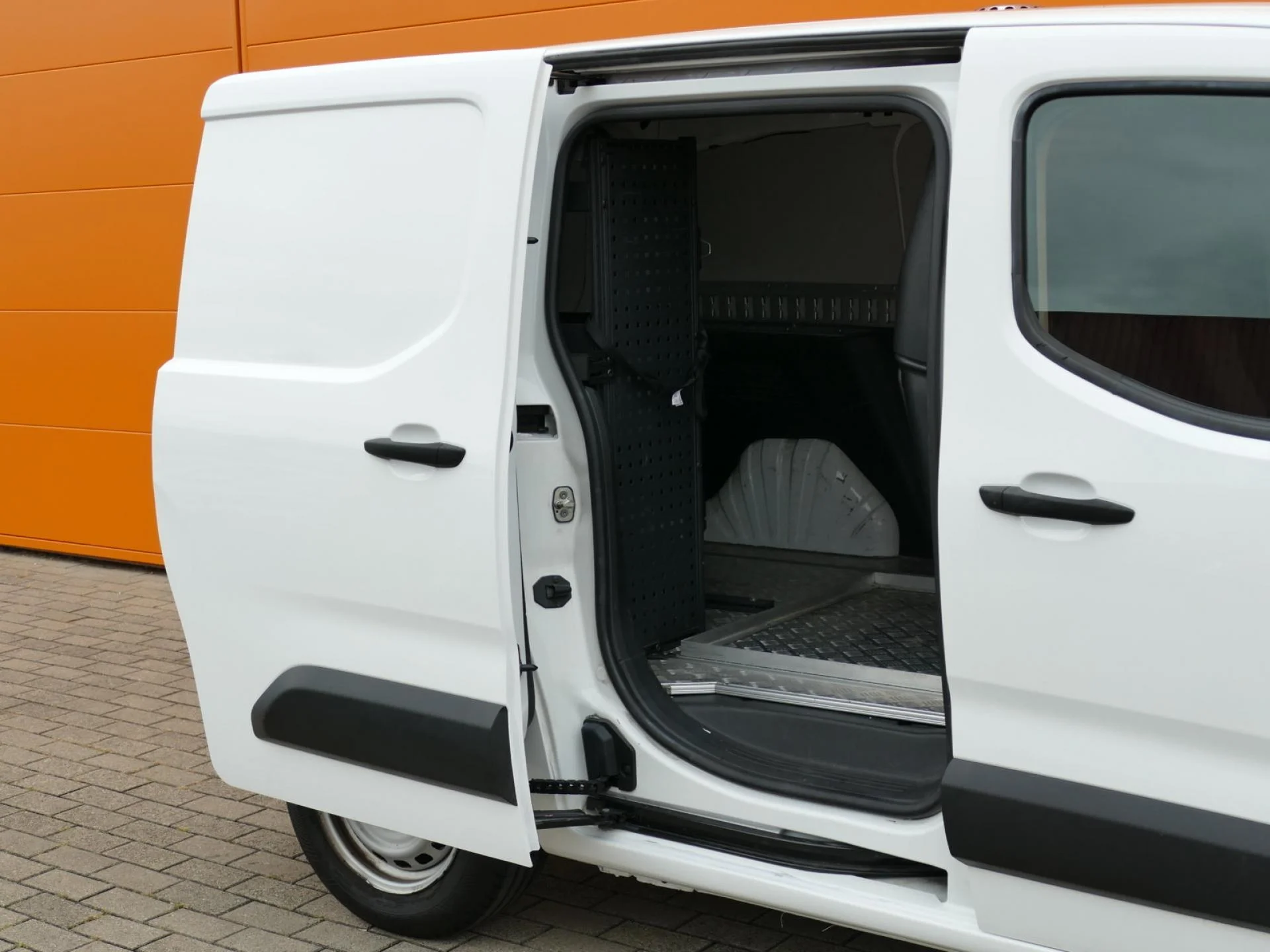PEUGEOT PARTNER - Miniature 7 sur 32 - Cliquer pour voir cette photo