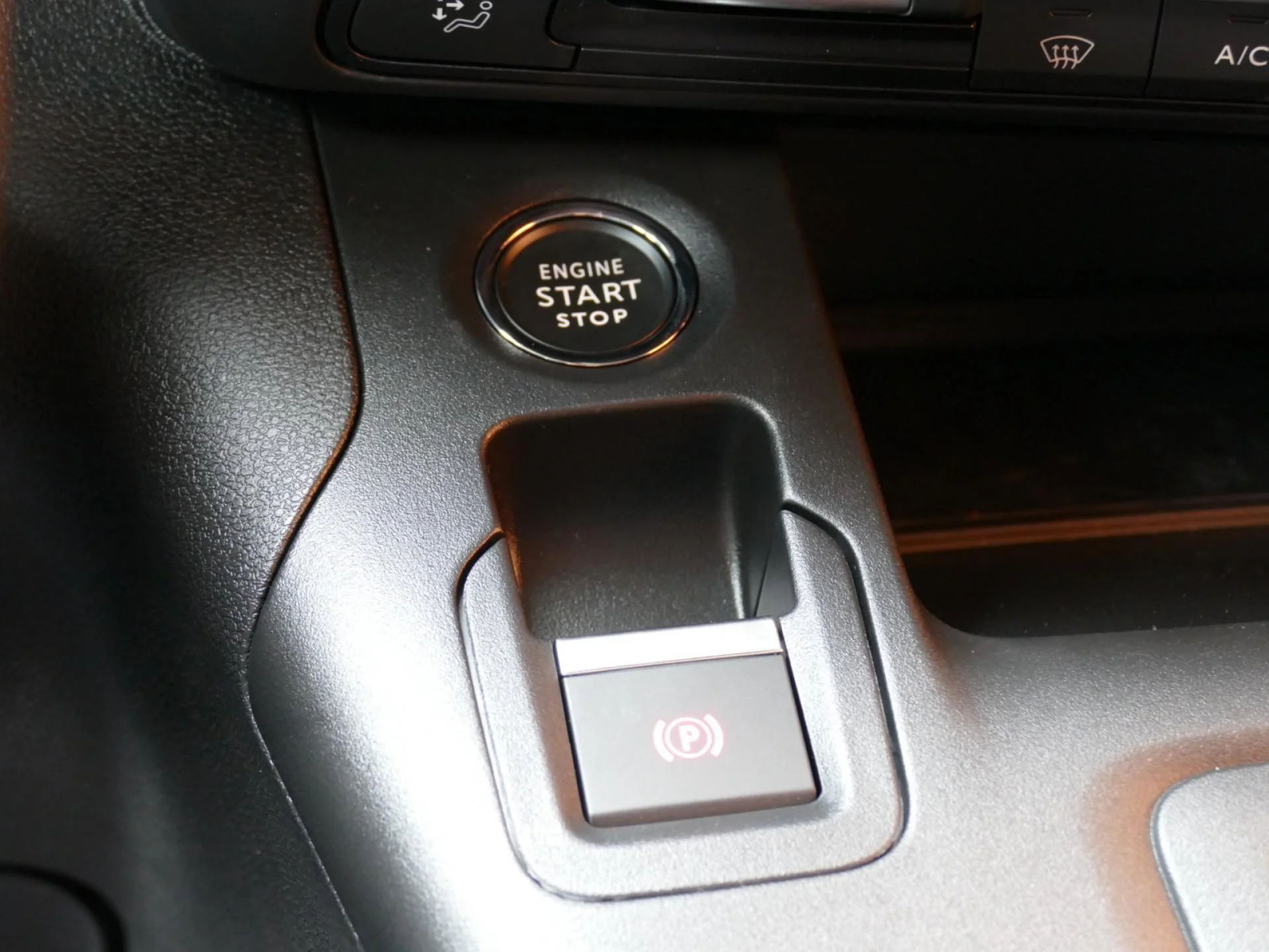 PEUGEOT PARTNER - Miniature 21 sur 33 - Cliquer pour voir cette photo