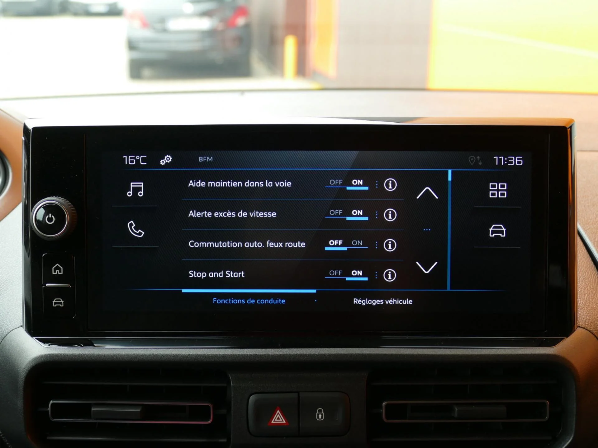 PEUGEOT PARTNER - Miniature 10 sur 33 - Cliquer pour voir cette photo
