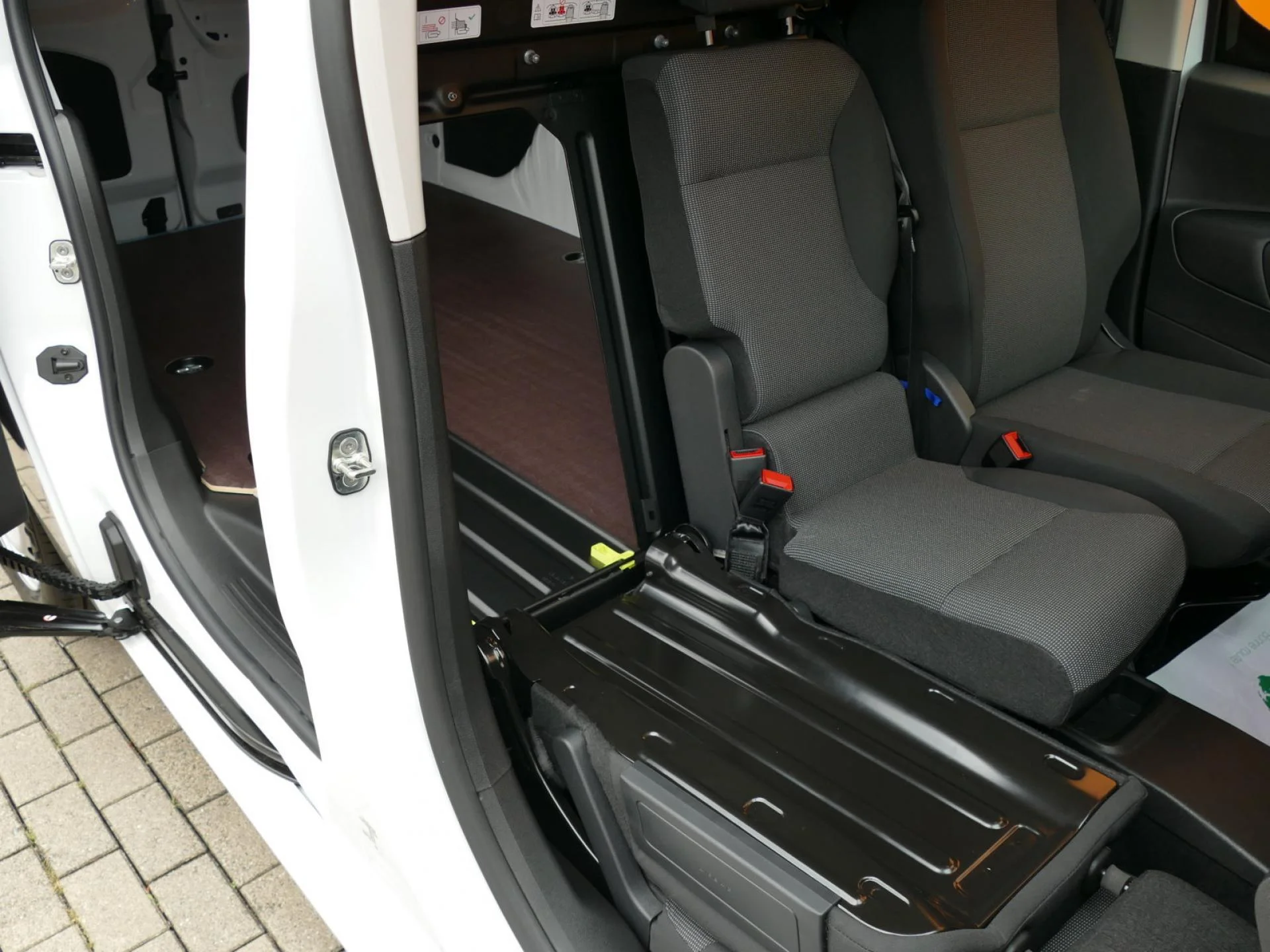 PEUGEOT PARTNER - Miniature 24 sur 33 - Cliquer pour voir cette photo