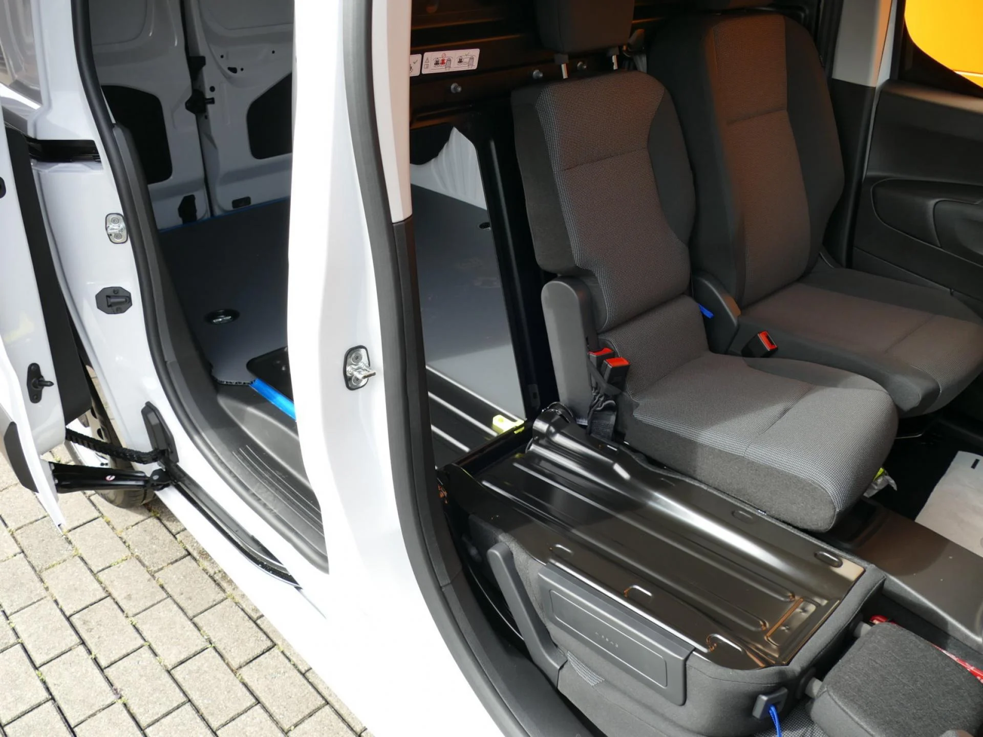 PEUGEOT PARTNER - Miniature 22 sur 32 - Cliquer pour voir cette photo