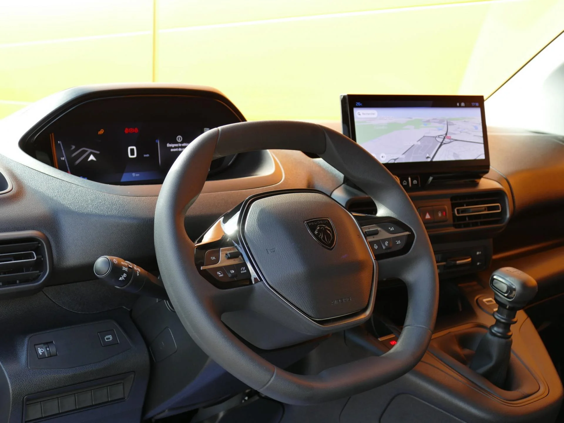 PEUGEOT PARTNER - Miniature 15 sur 34 - Cliquer pour voir cette photo