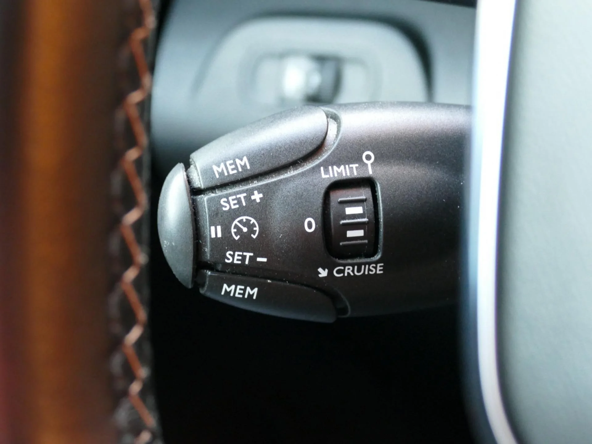 PEUGEOT RIFTER - Miniature 26 sur 36 - Cliquer pour voir cette photo