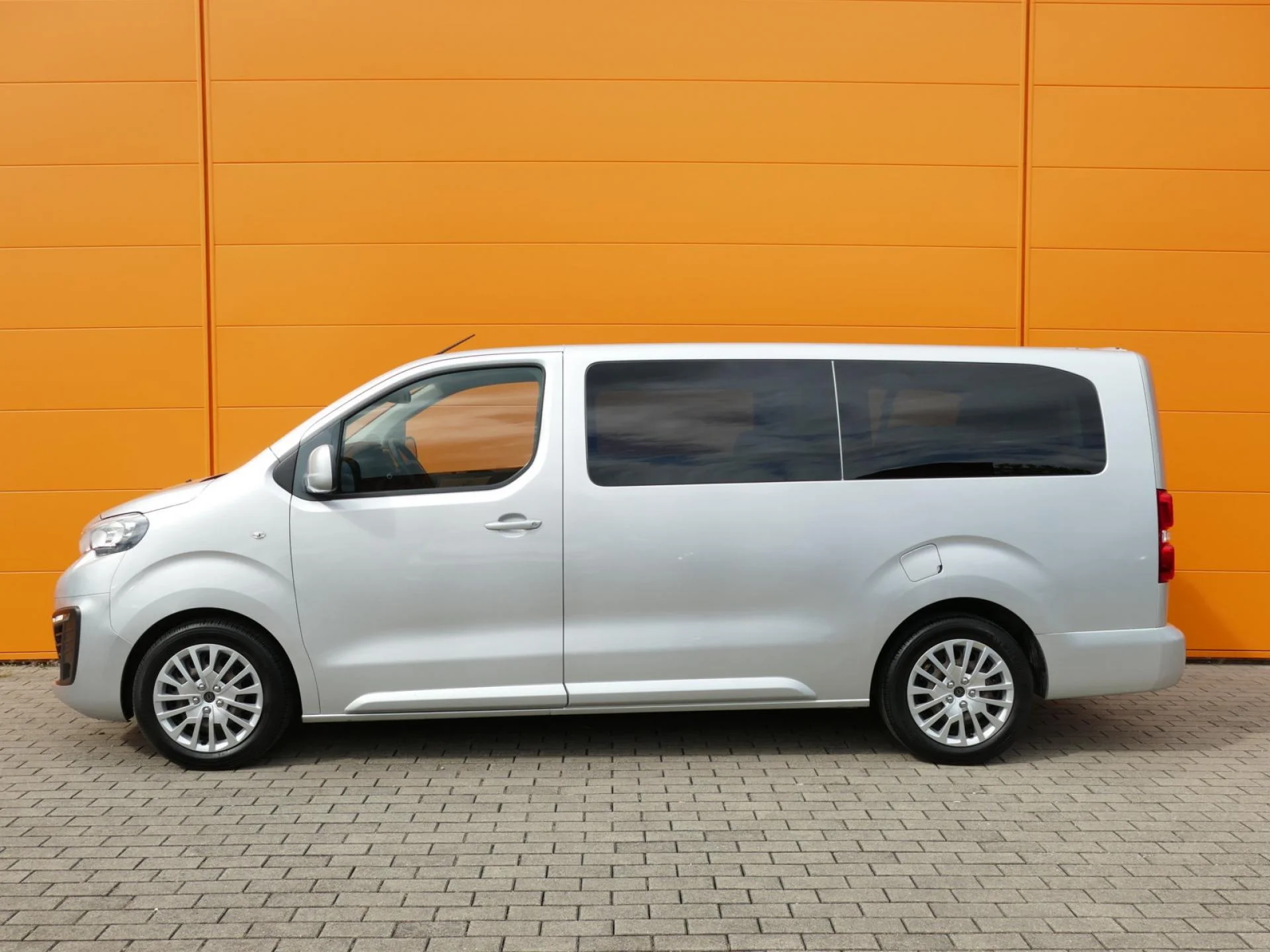 PEUGEOT TRAVELLER - Miniature 4 sur 34 - Cliquer pour voir cette photo