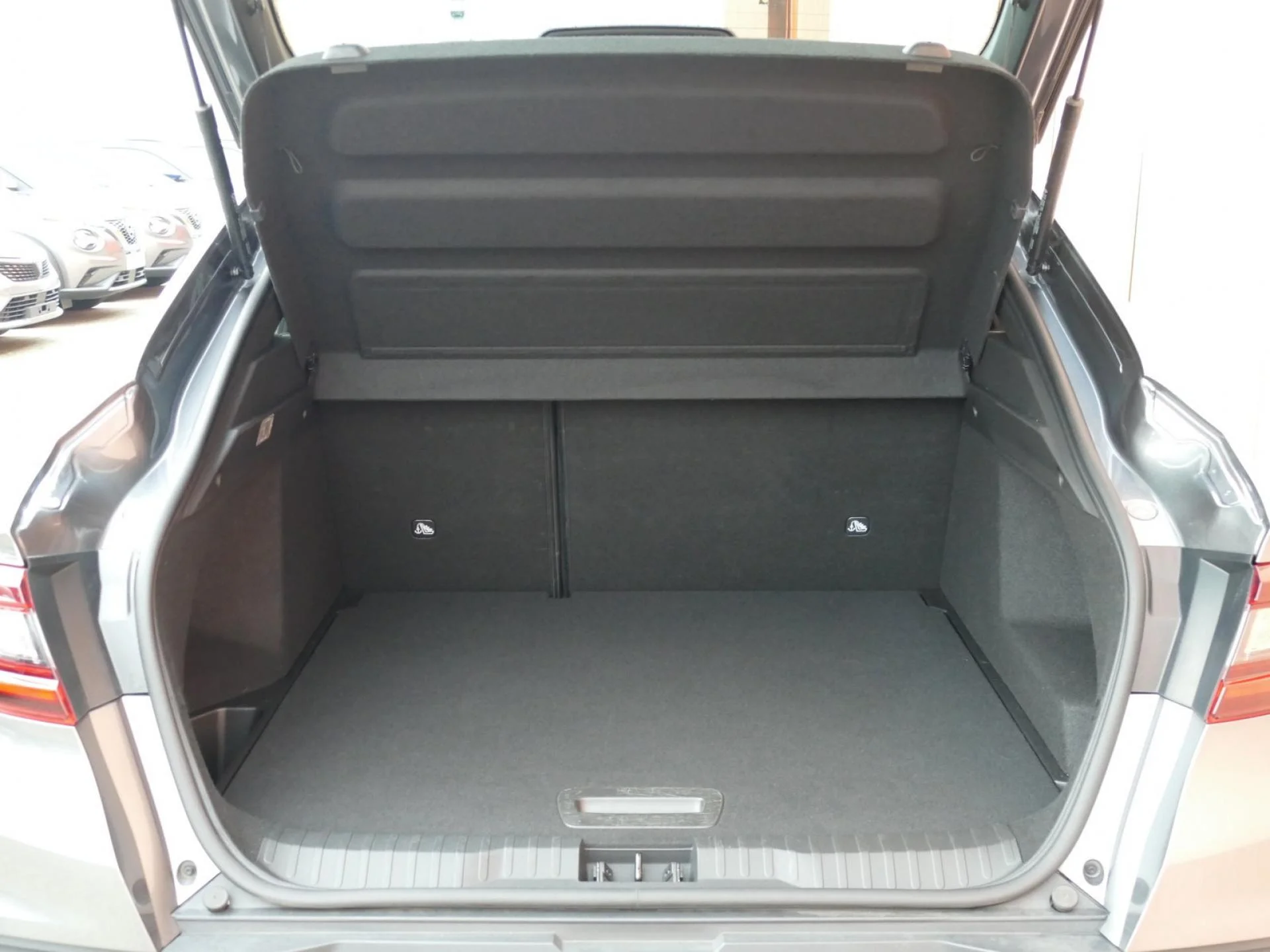 RENAULT ARKANA - Miniature 8 sur 34 - Cliquer pour voir cette photo