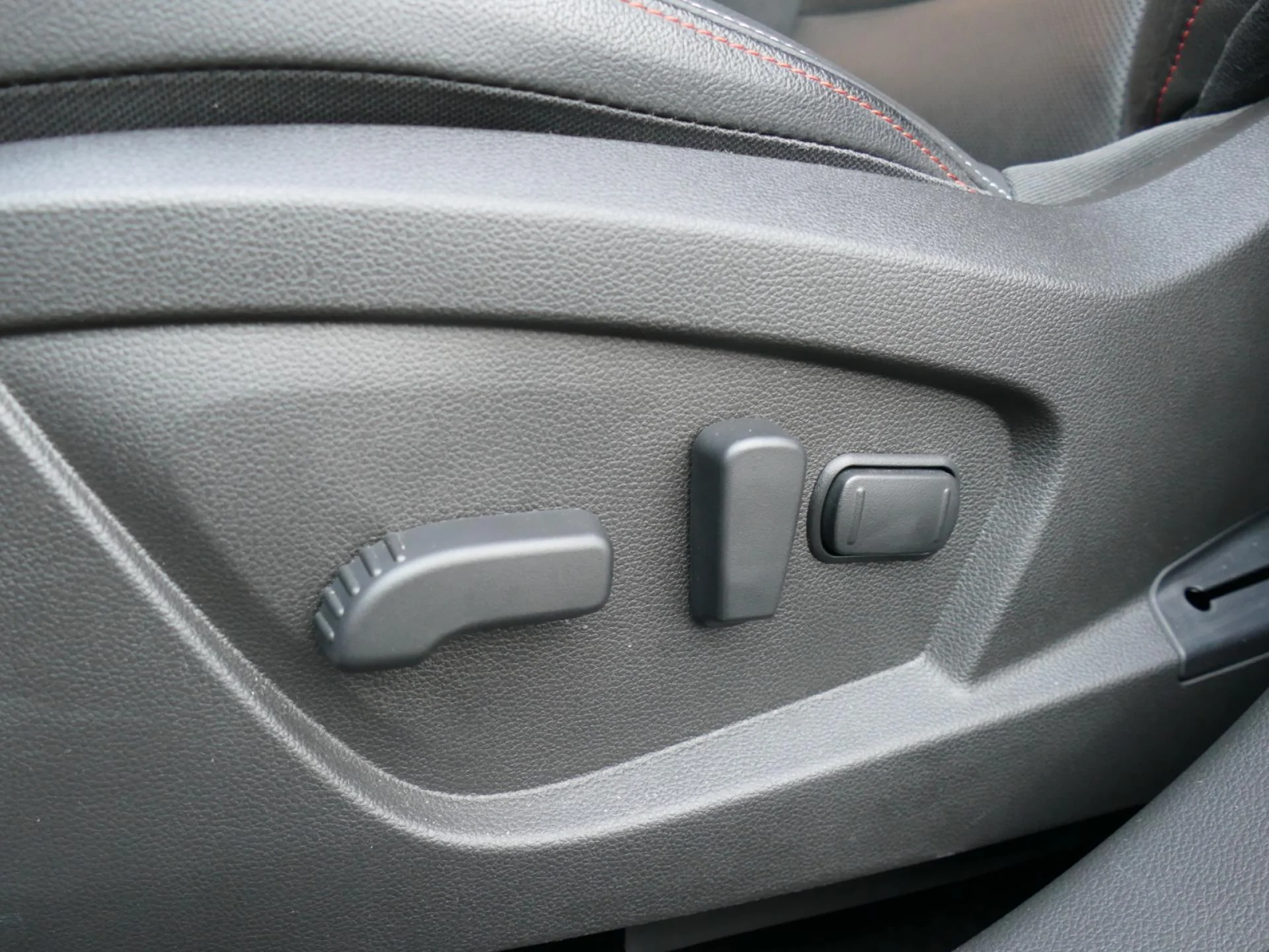 RENAULT ARKANA - Miniature 21 sur 34 - Cliquer pour voir cette photo