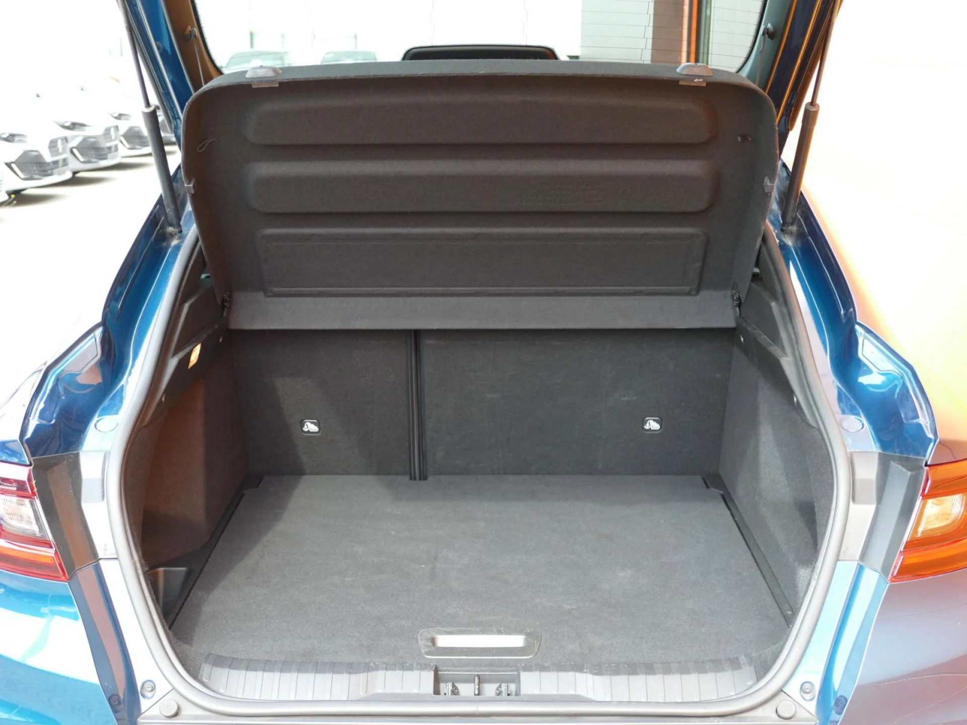 RENAULT ARKANA - Miniature 8 sur 39 - Cliquer pour voir cette photo