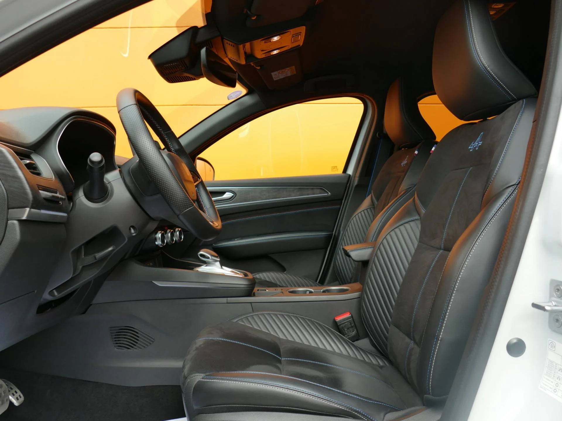 RENAULT ARKANA - Miniature 7 sur 37 - Cliquer pour voir cette photo