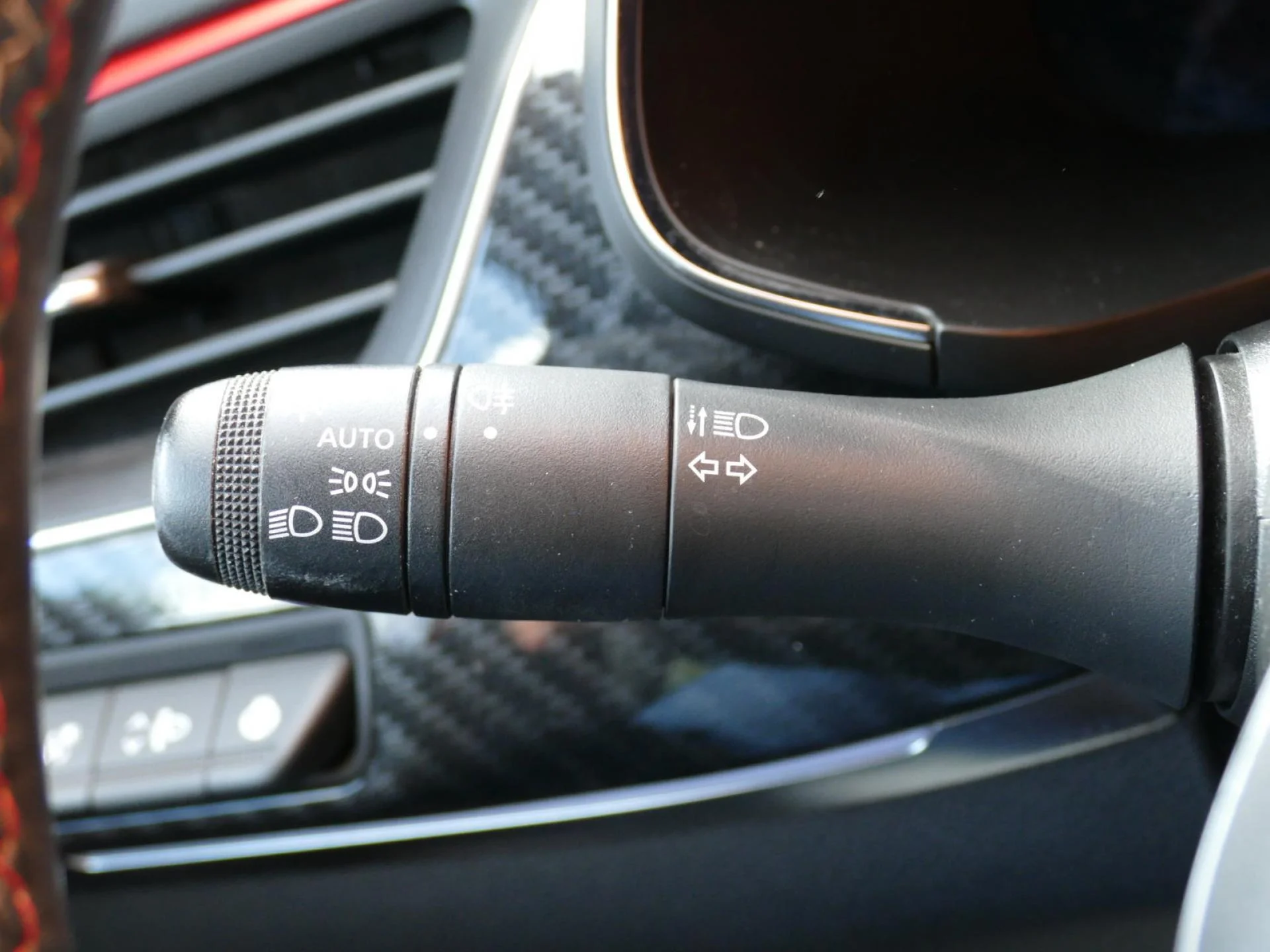 RENAULT ARKANA - Miniature 30 sur 41 - Cliquer pour voir cette photo