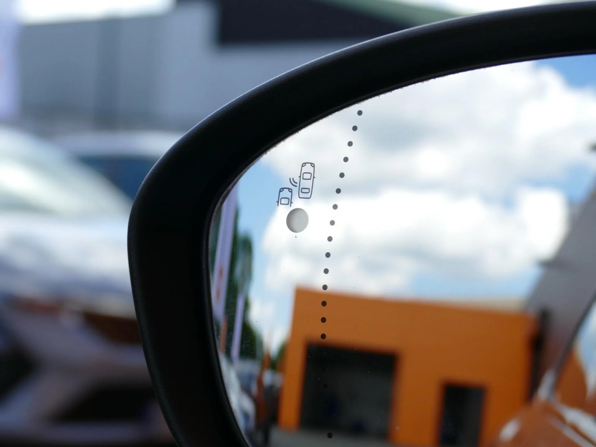 RENAULT ARKANA - Miniature 29 sur 36 - Cliquer pour voir cette photo