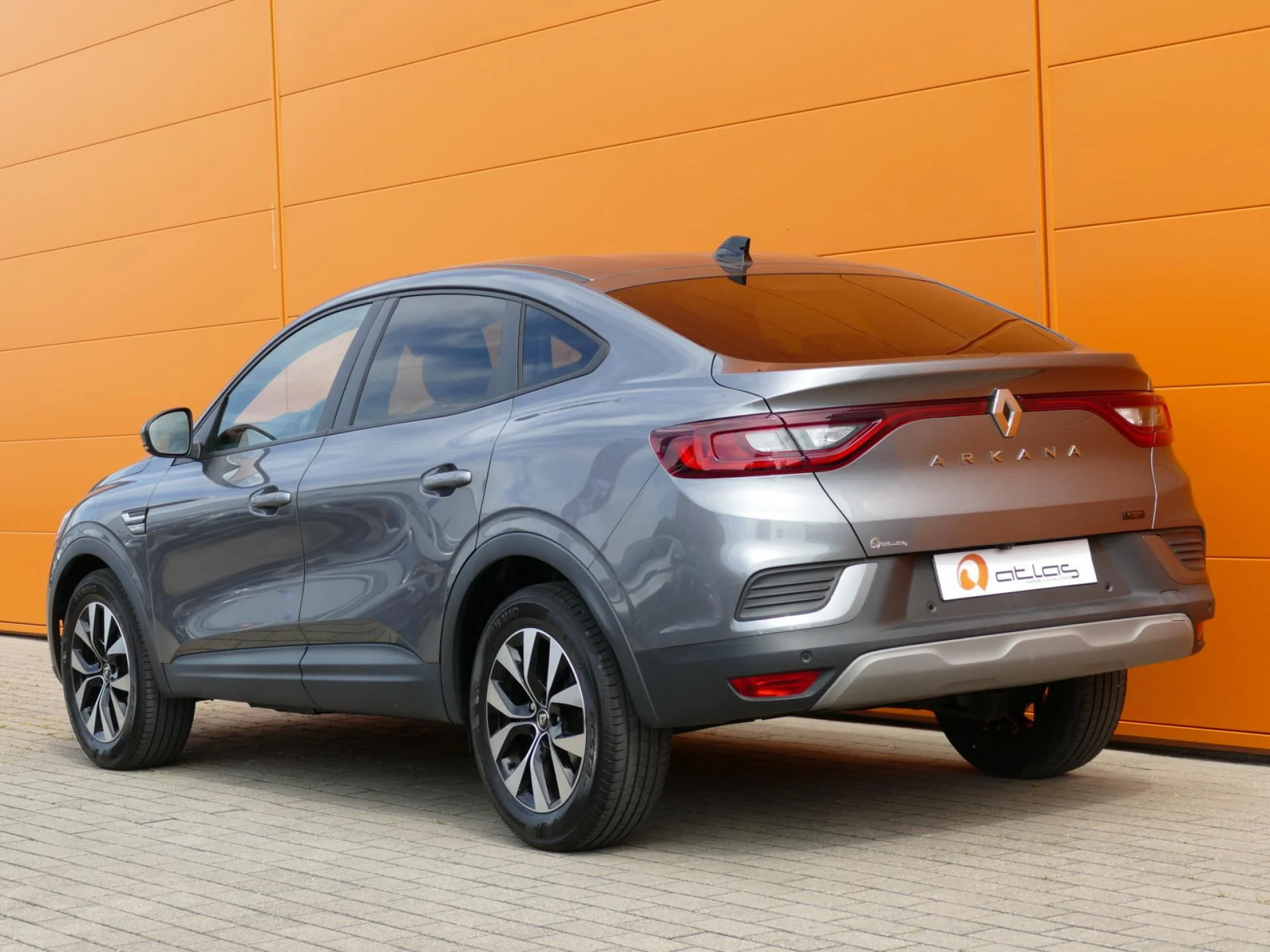 RENAULT ARKANA - Miniature 4 sur 32 - Cliquer pour voir cette photo