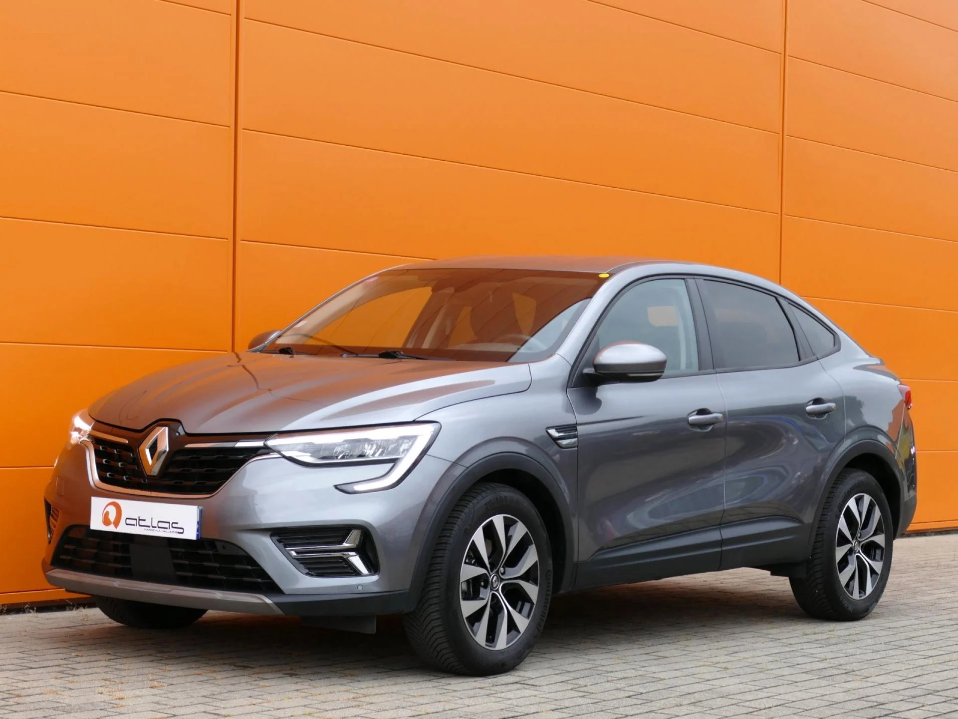RENAULT ARKANA - Miniature 3 sur 32 - Cliquer pour voir cette photo