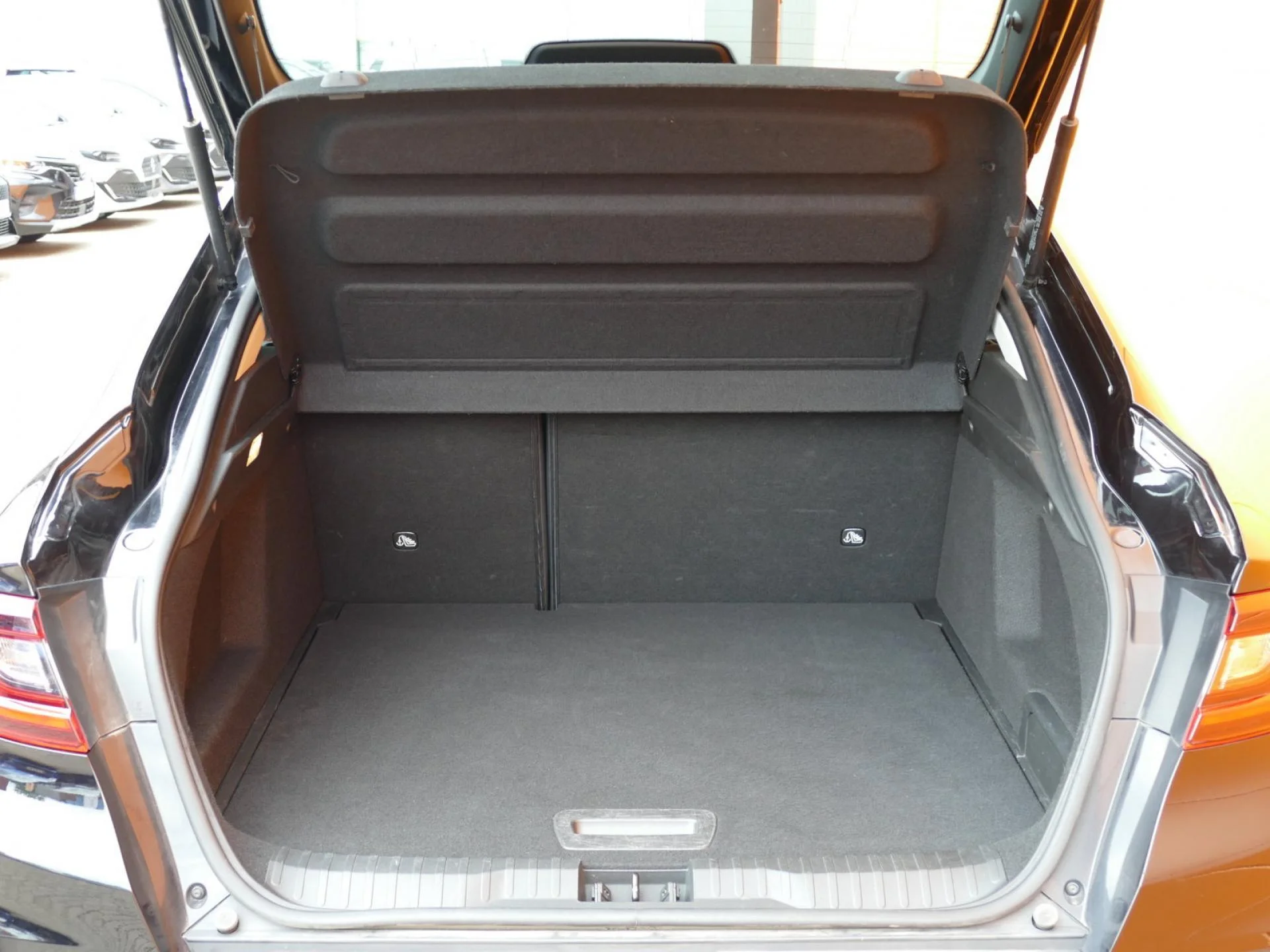RENAULT ARKANA - Miniature 7 sur 30 - Cliquer pour voir cette photo