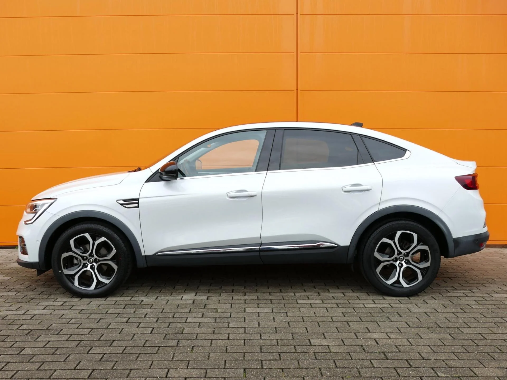 RENAULT ARKANA - Miniature 3 sur 36 - Cliquer pour voir cette photo