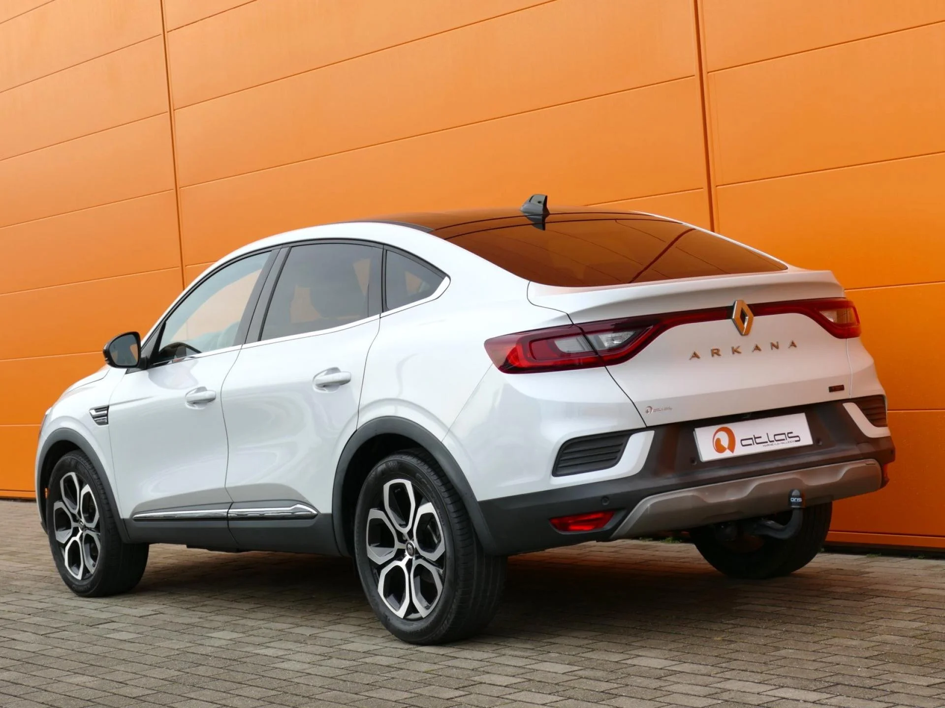 RENAULT ARKANA - Miniature 4 sur 36 - Cliquer pour voir cette photo