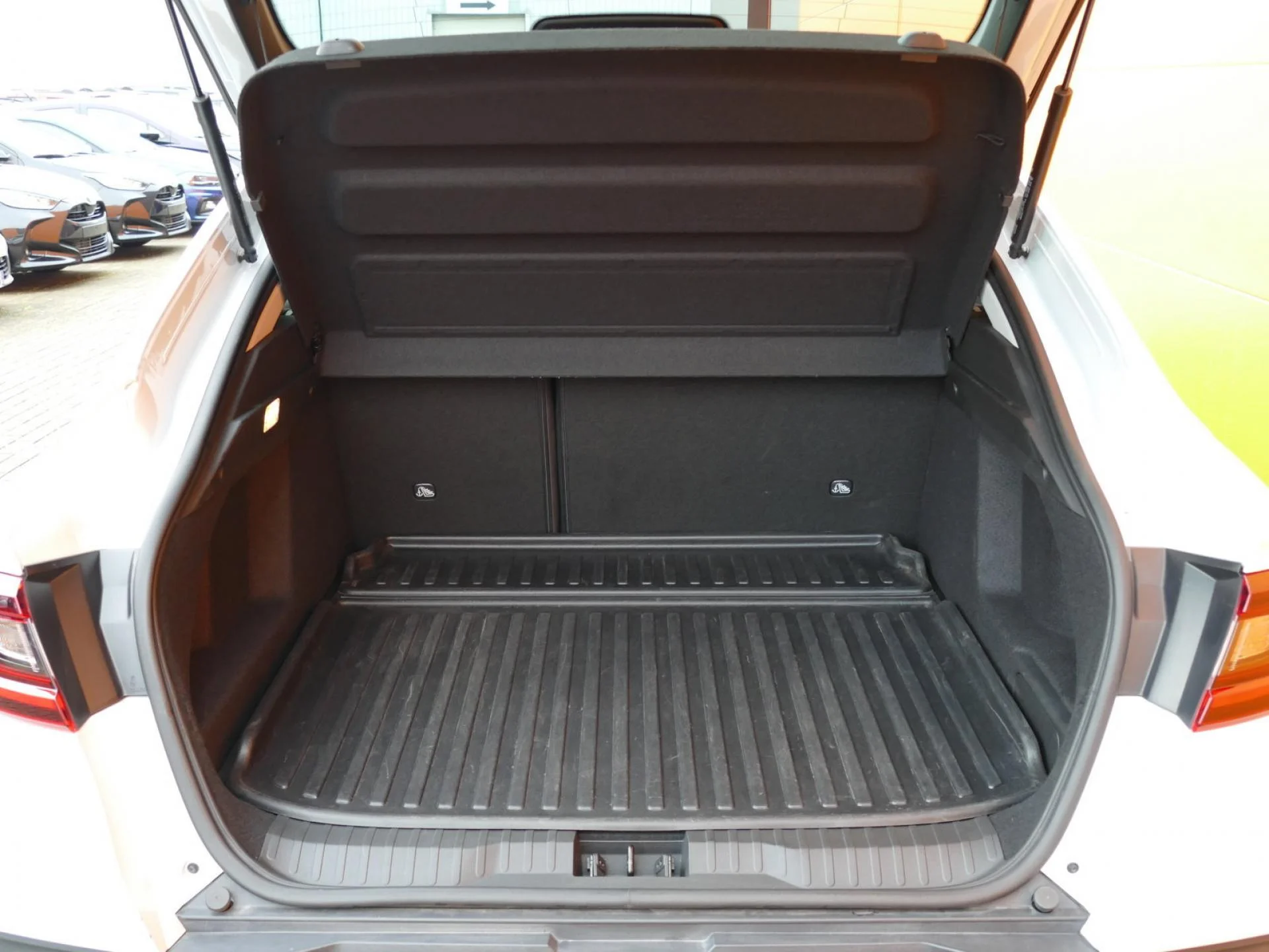 RENAULT ARKANA - Miniature 8 sur 36 - Cliquer pour voir cette photo