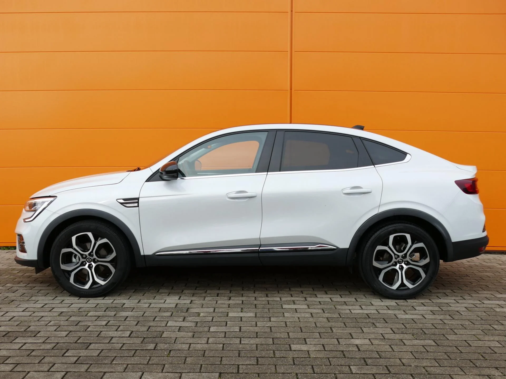 RENAULT ARKANA - Miniature 3 sur 36 - Cliquer pour voir cette photo