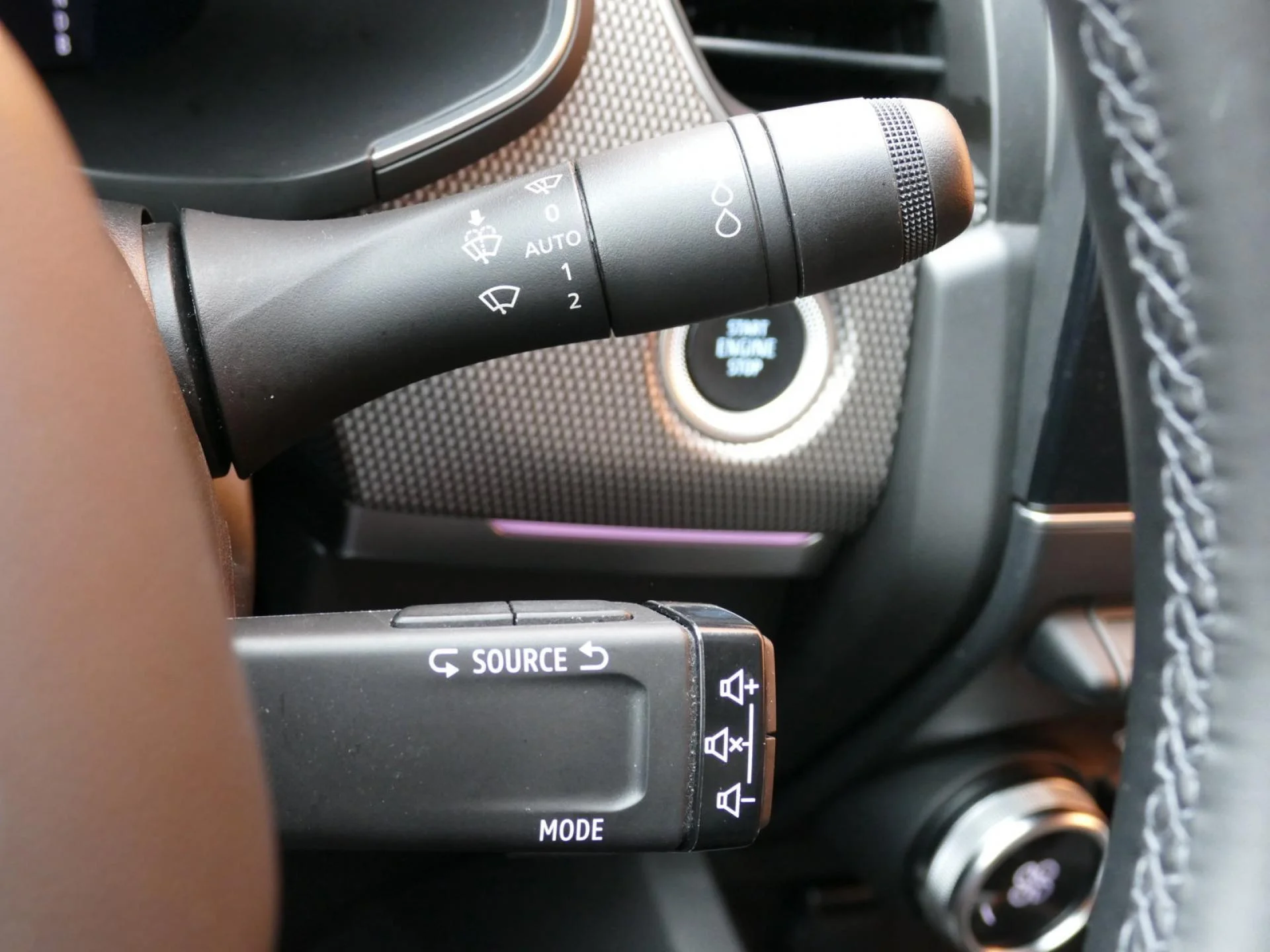 RENAULT ARKANA - Miniature 28 sur 36 - Cliquer pour voir cette photo