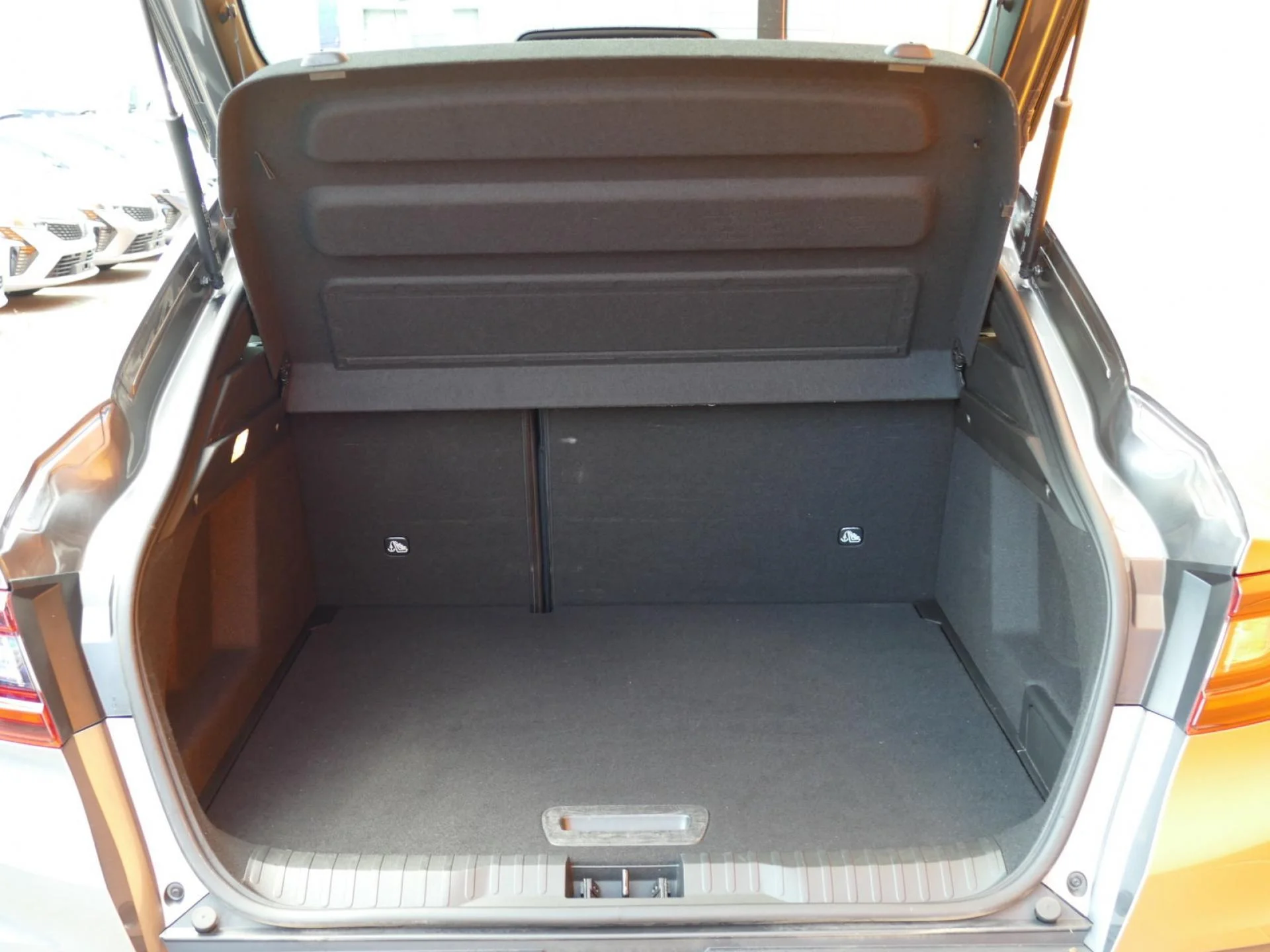 RENAULT ARKANA - Miniature 8 sur 38 - Cliquer pour voir cette photo