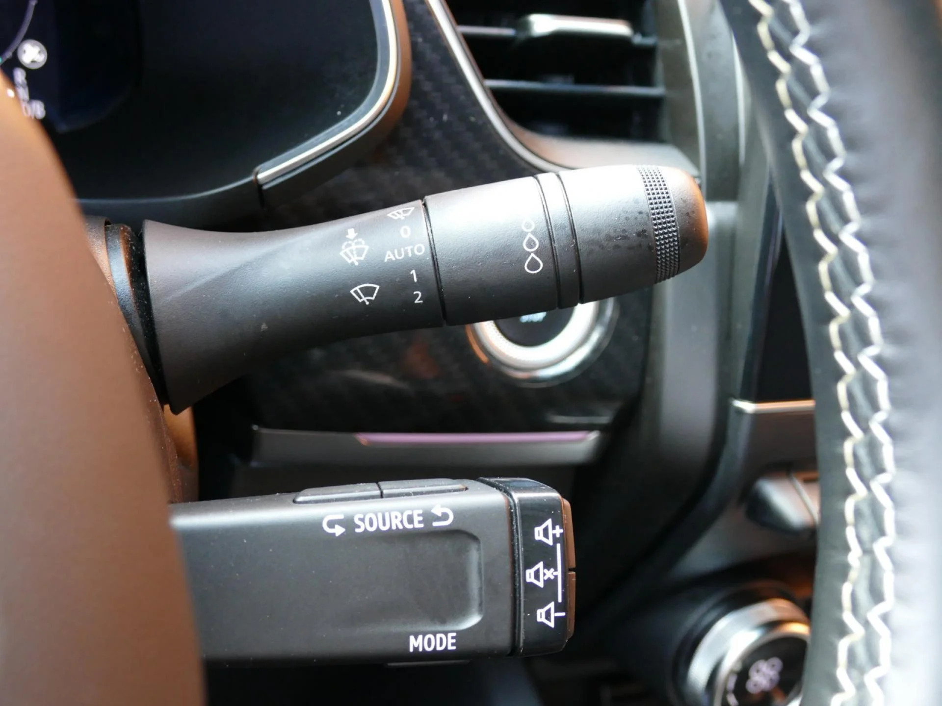 RENAULT ARKANA - Miniature 29 sur 38 - Cliquer pour voir cette photo