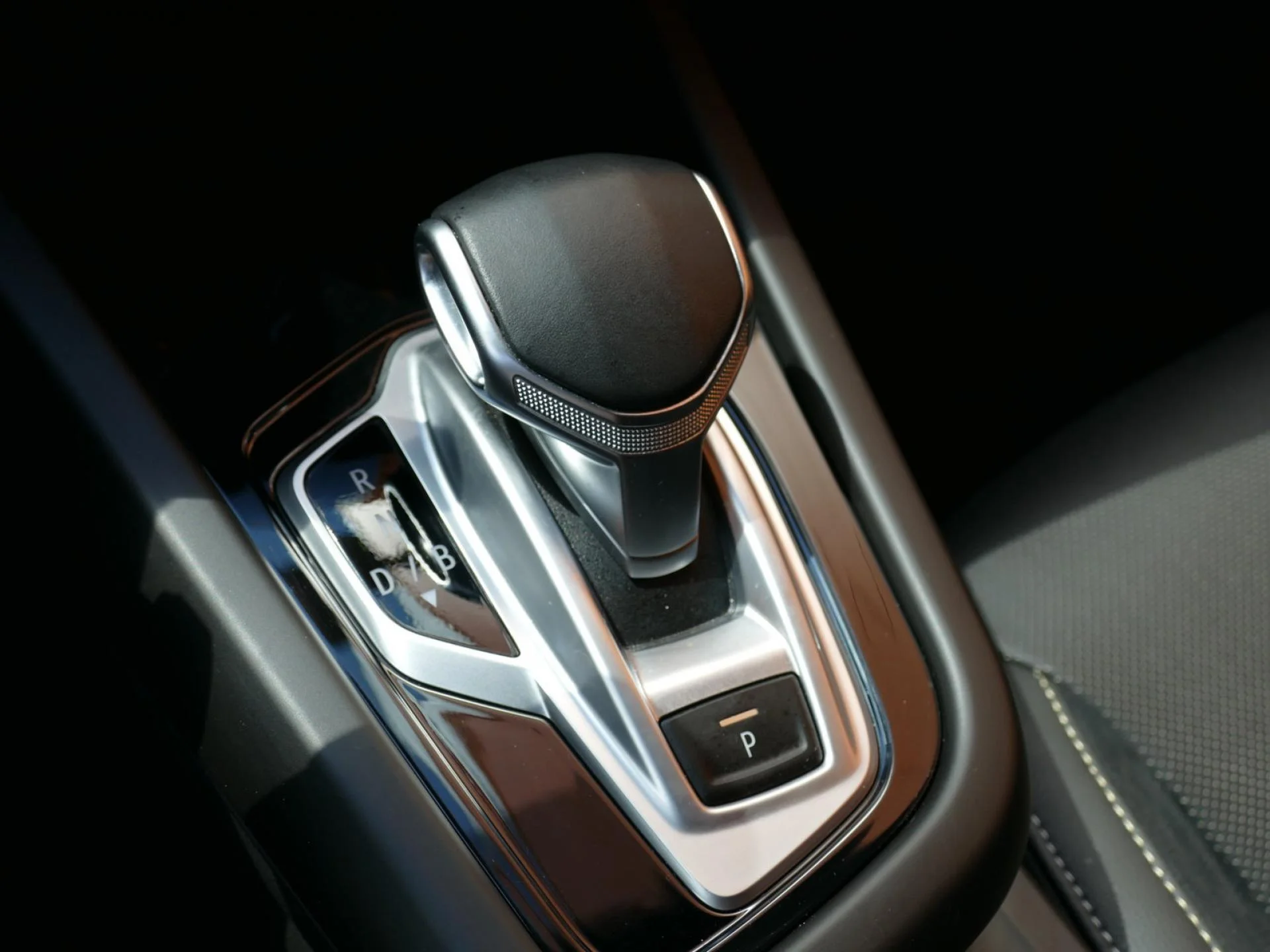 RENAULT ARKANA - Miniature 21 sur 38 - Cliquer pour voir cette photo