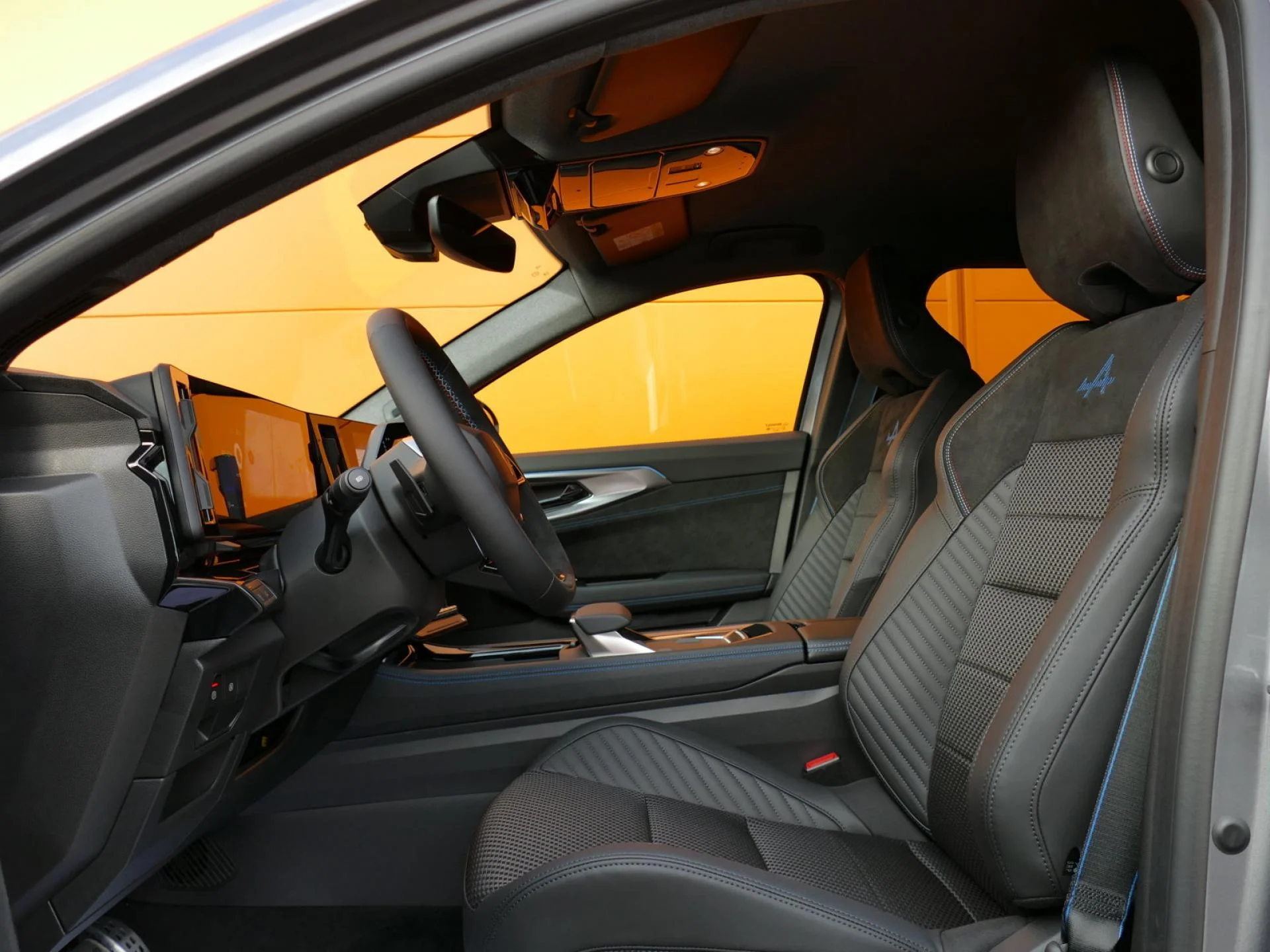 RENAULT AUSTRAL - Miniature 6 sur 33 - Cliquer pour voir cette photo