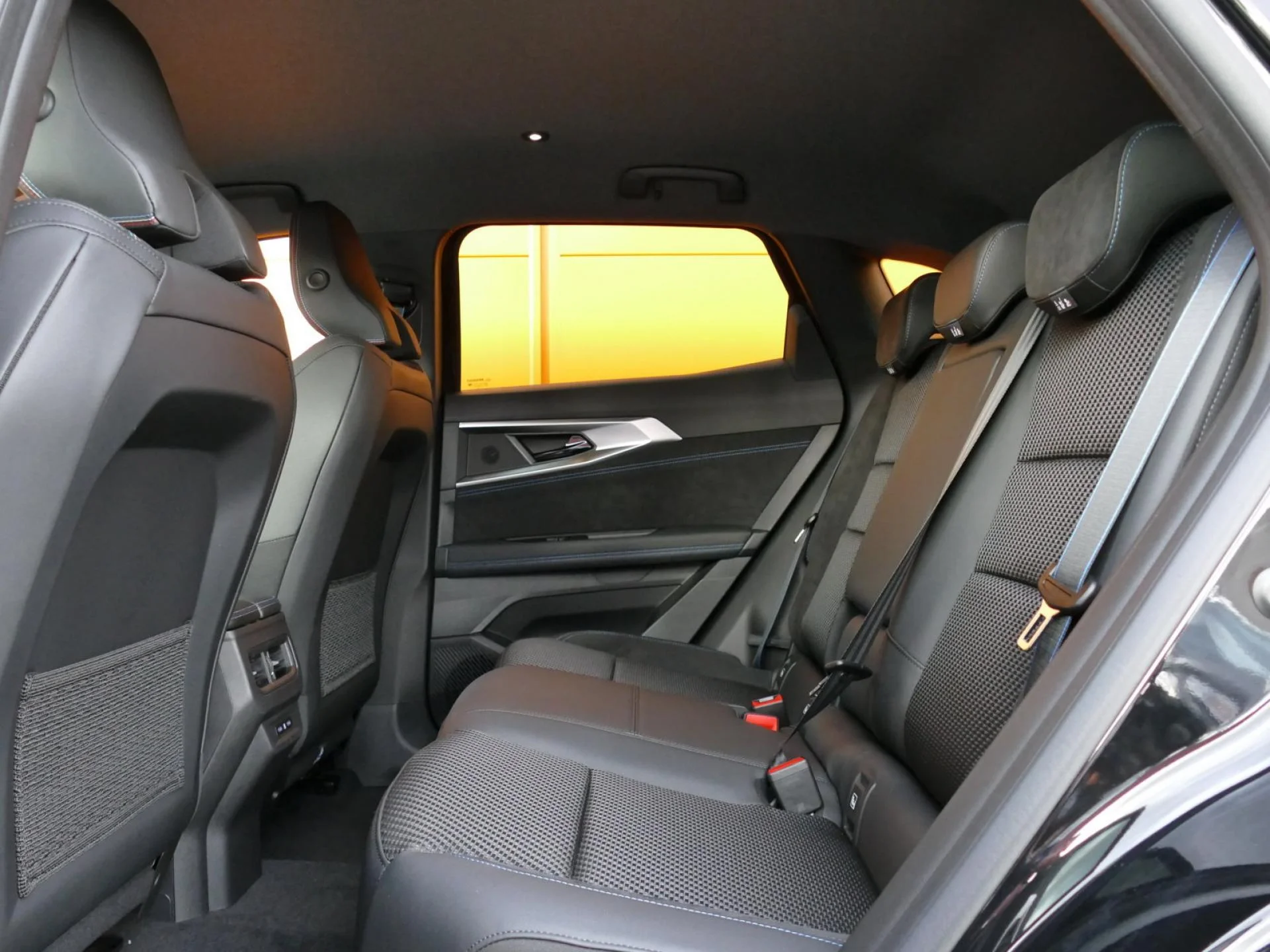 RENAULT AUSTRAL - Miniature 8 sur 35 - Cliquer pour voir cette photo