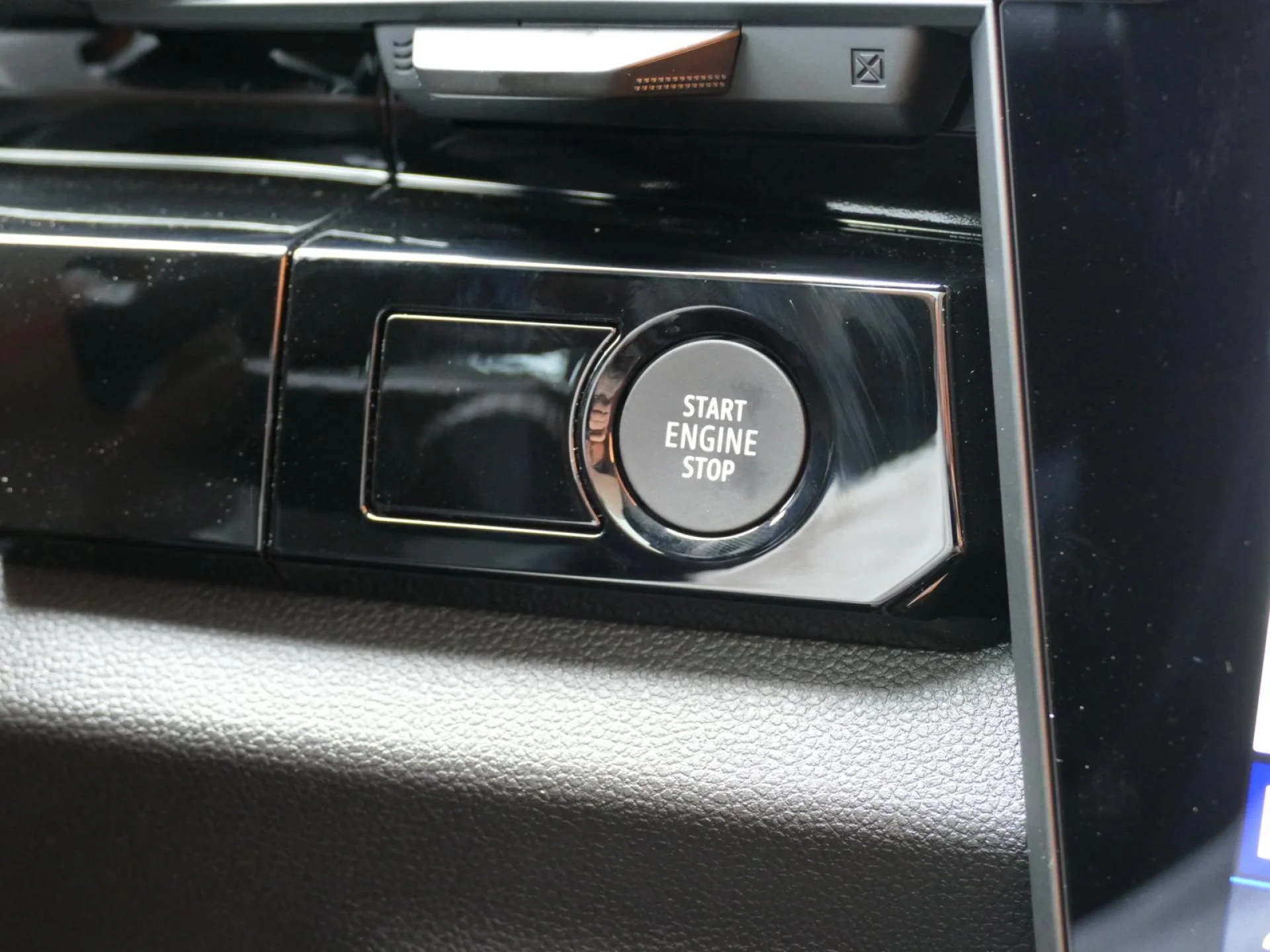 RENAULT AUSTRAL - Miniature 26 sur 37 - Cliquer pour voir cette photo