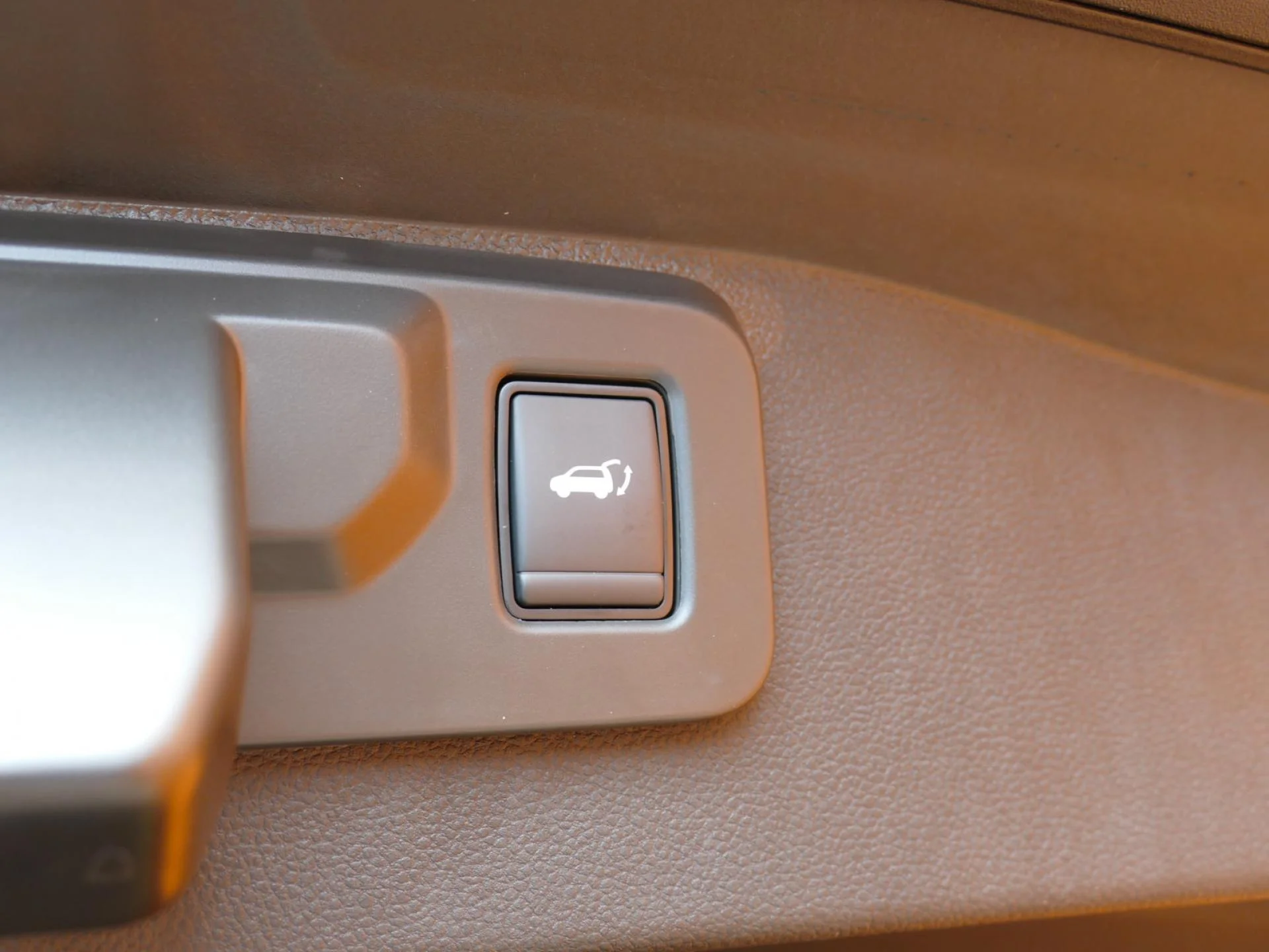 RENAULT AUSTRAL - Miniature 24 sur 37 - Cliquer pour voir cette photo