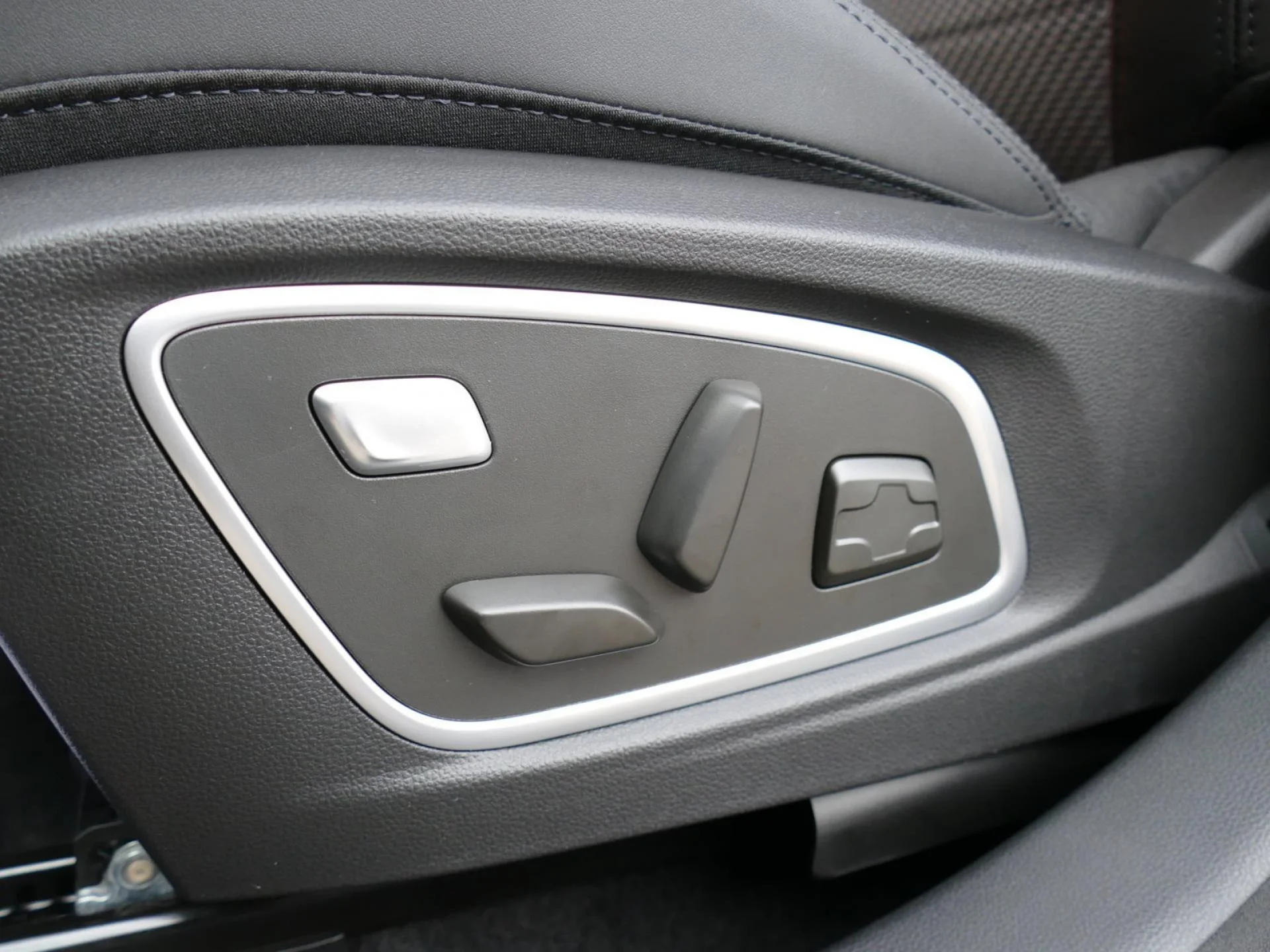 RENAULT AUSTRAL - Miniature 20 sur 29 - Cliquer pour voir cette photo