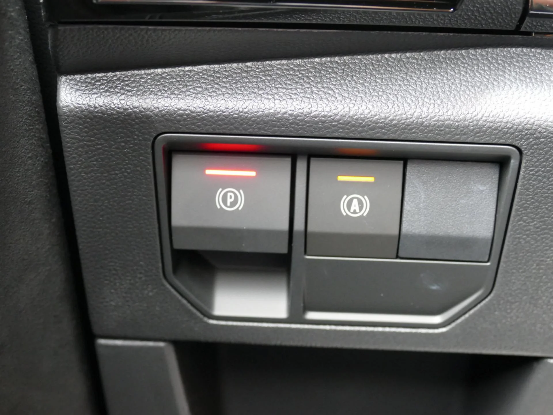 RENAULT AUSTRAL - Miniature 22 sur 36 - Cliquer pour voir cette photo