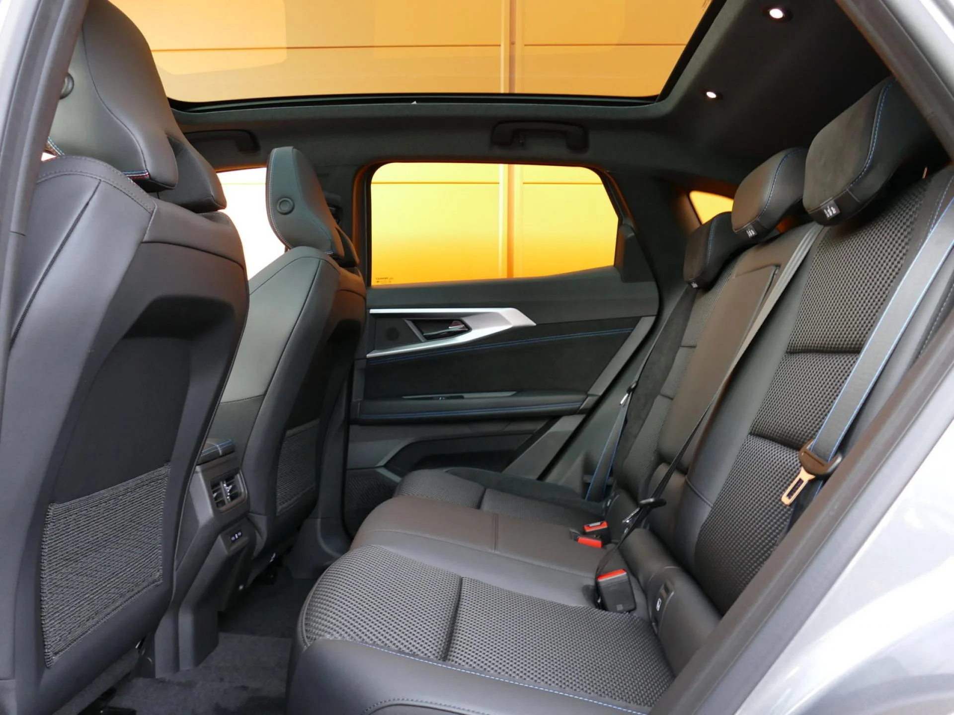 RENAULT AUSTRAL - Miniature 7 sur 37 - Cliquer pour voir cette photo