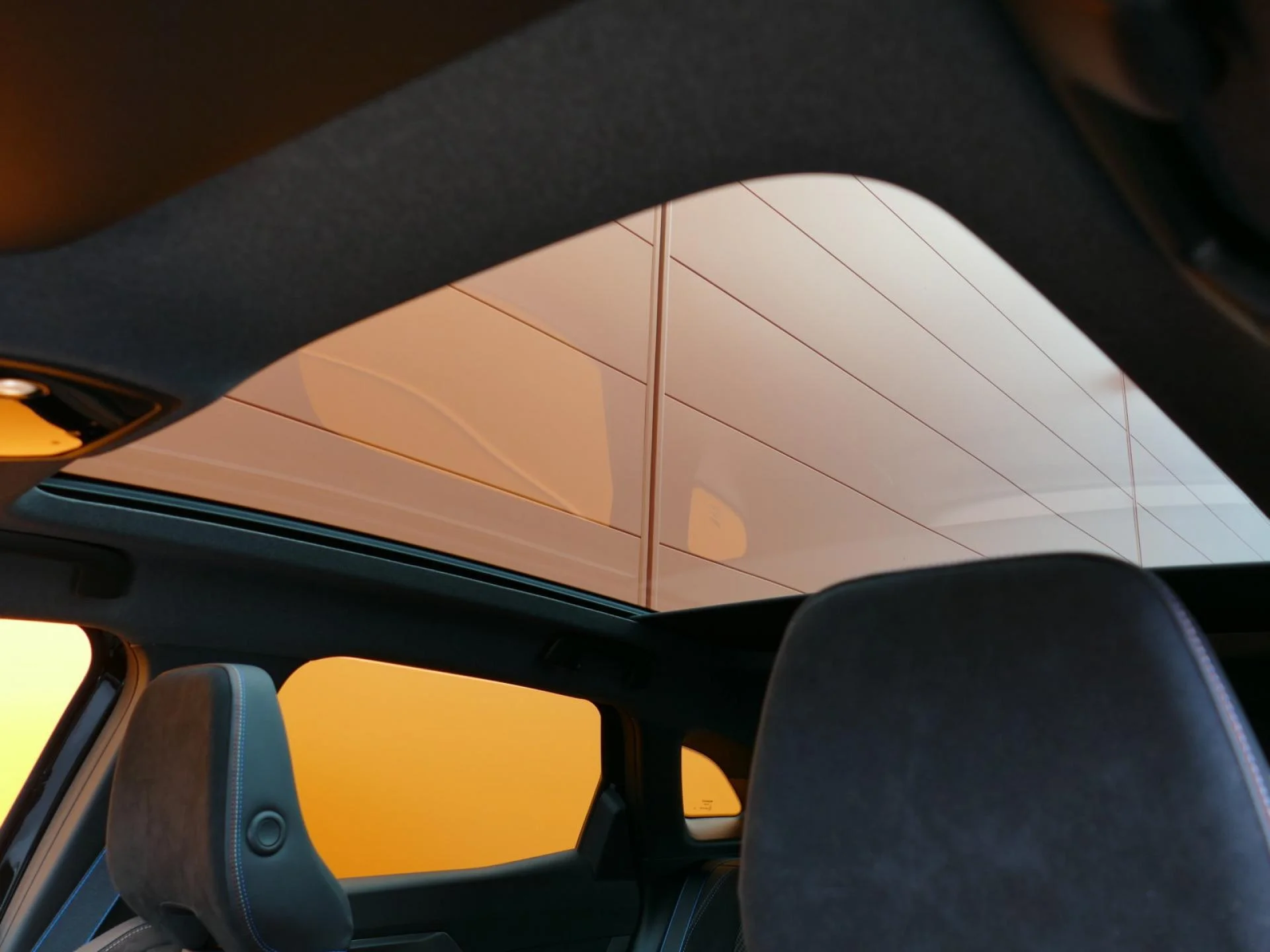 RENAULT AUSTRAL - Miniature 22 sur 35 - Cliquer pour voir cette photo