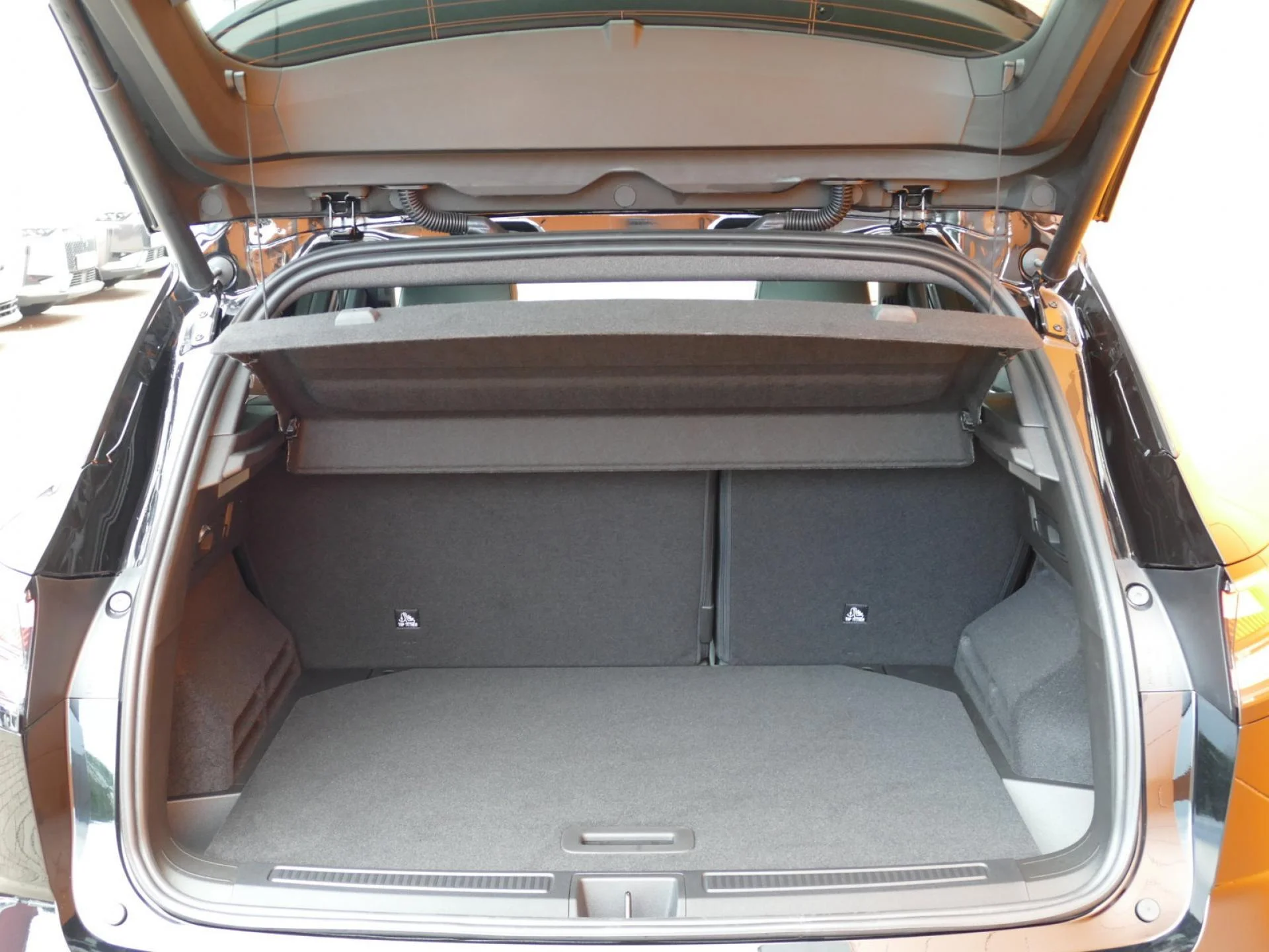RENAULT AUSTRAL - Miniature 9 sur 35 - Cliquer pour voir cette photo