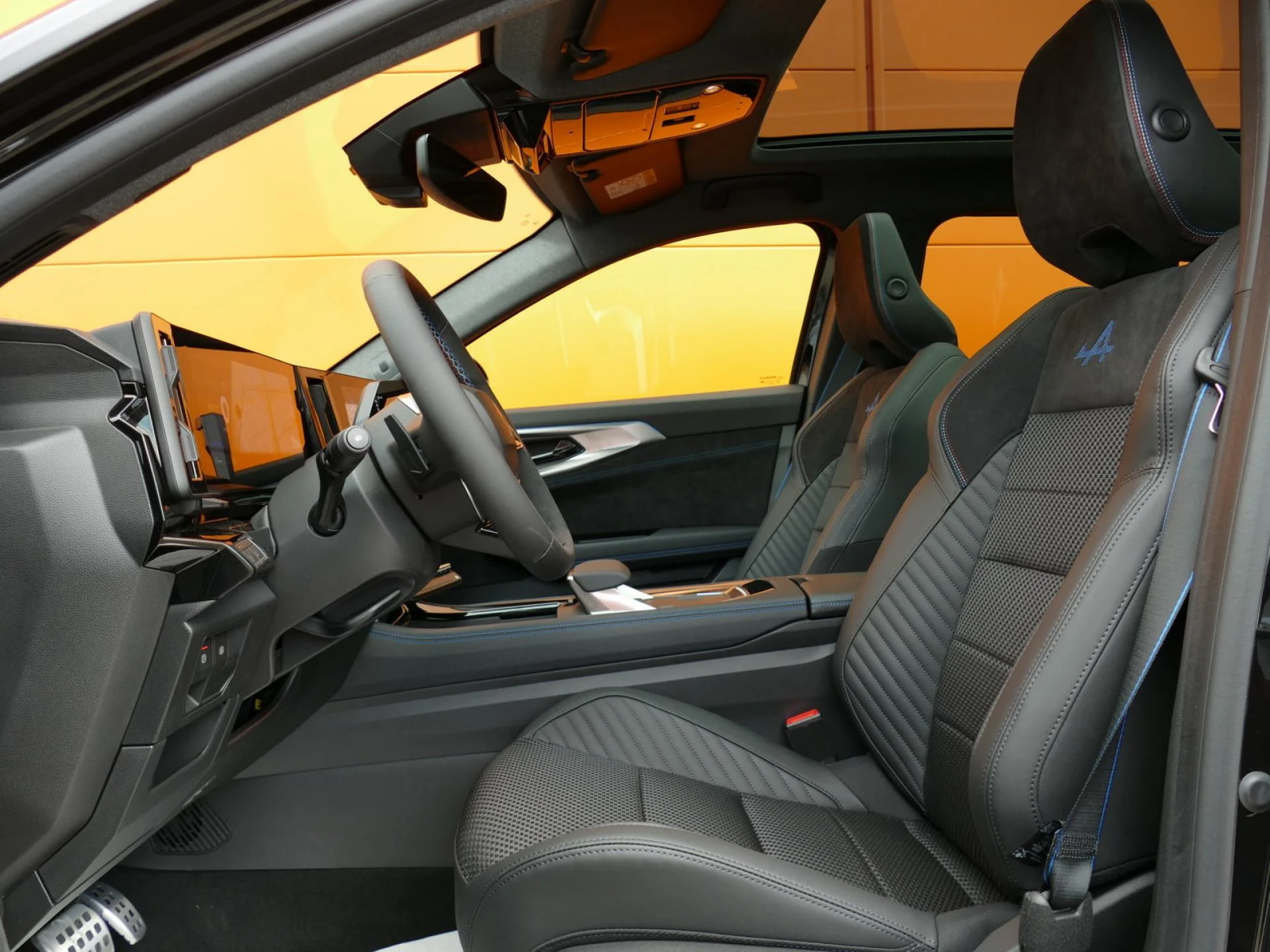 RENAULT AUSTRAL - Miniature 7 sur 35 - Cliquer pour voir cette photo