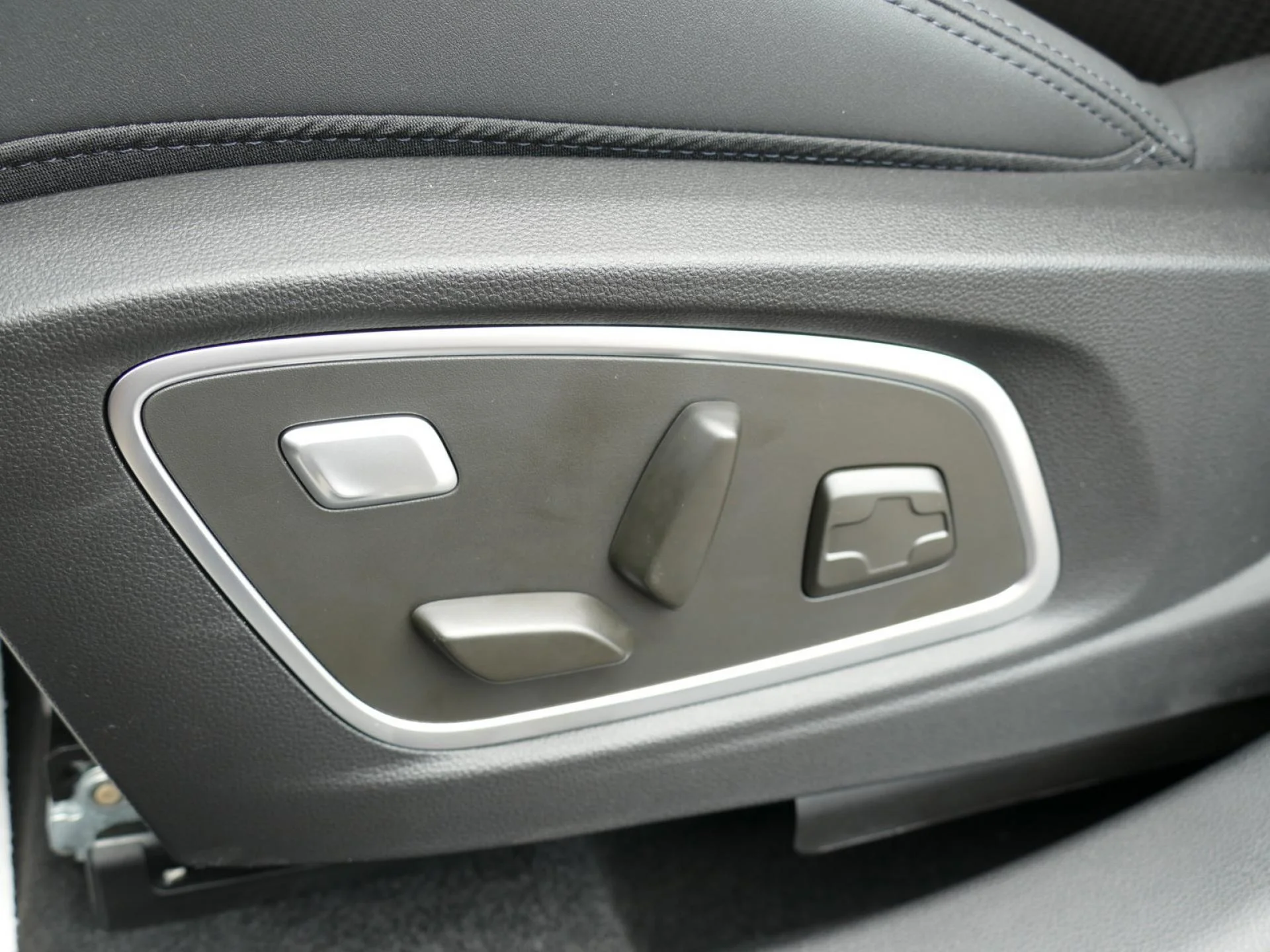 RENAULT AUSTRAL - Miniature 18 sur 35 - Cliquer pour voir cette photo