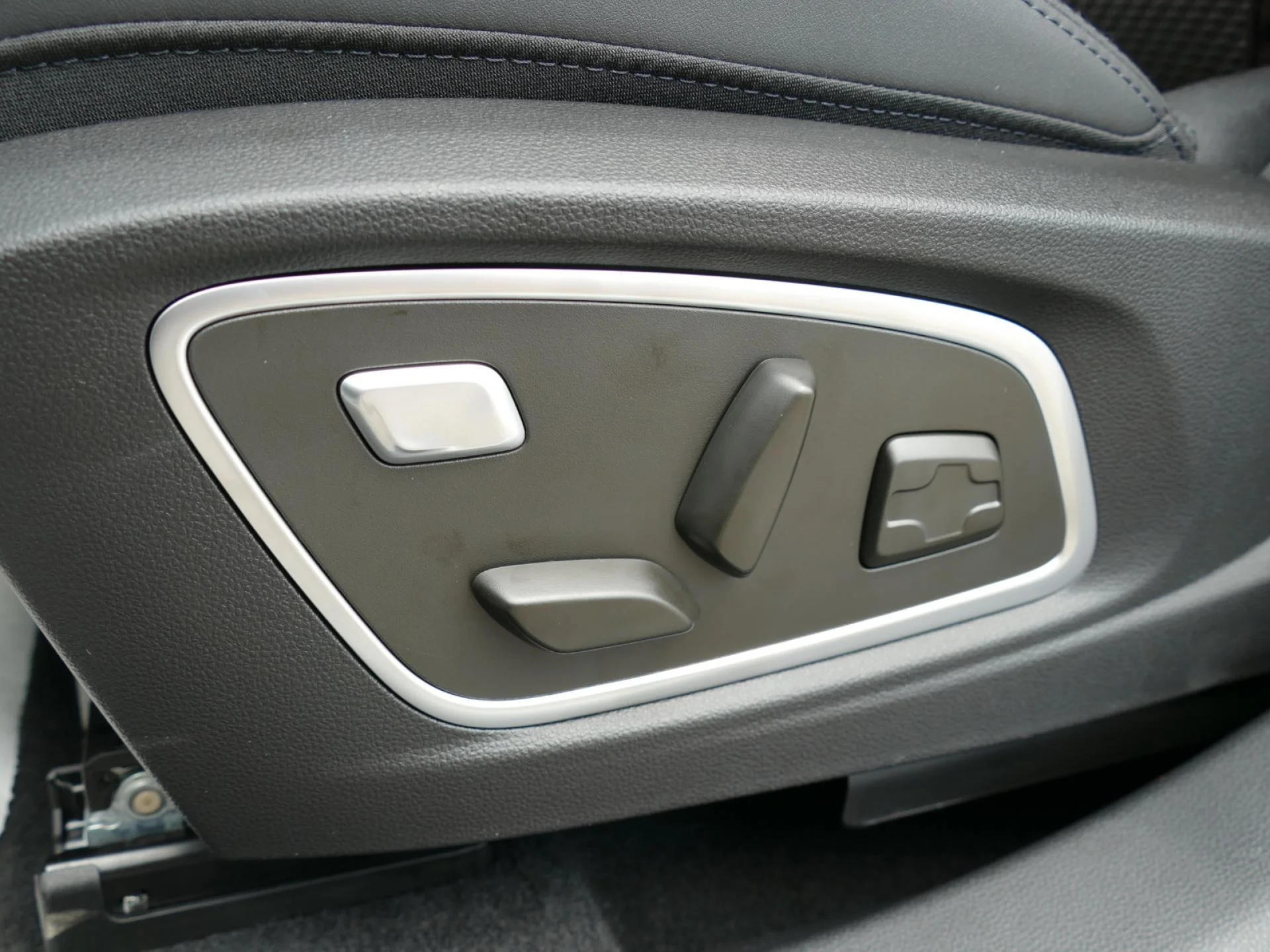 RENAULT AUSTRAL - Miniature 20 sur 34 - Cliquer pour voir cette photo