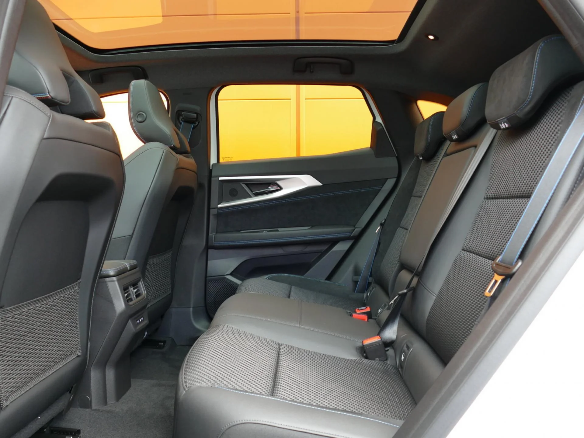 RENAULT AUSTRAL - Miniature 7 sur 34 - Cliquer pour voir cette photo