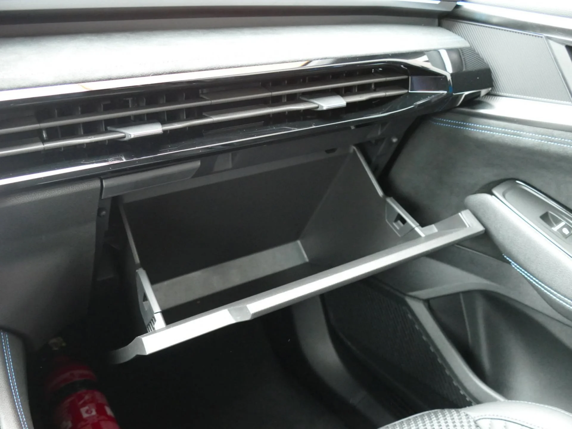 RENAULT AUSTRAL - Miniature 25 sur 35 - Cliquer pour voir cette photo