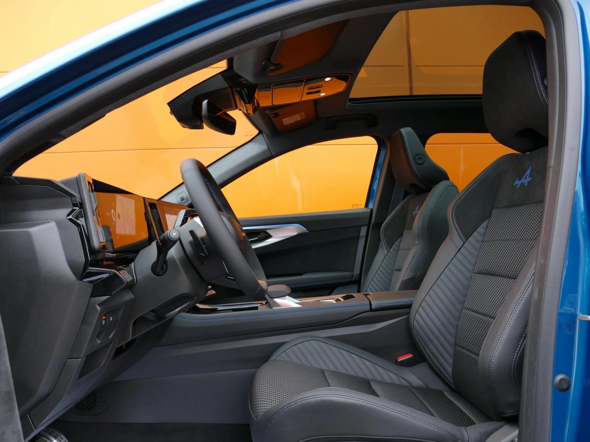 RENAULT AUSTRAL - Miniature 6 sur 35 - Cliquer pour voir cette photo