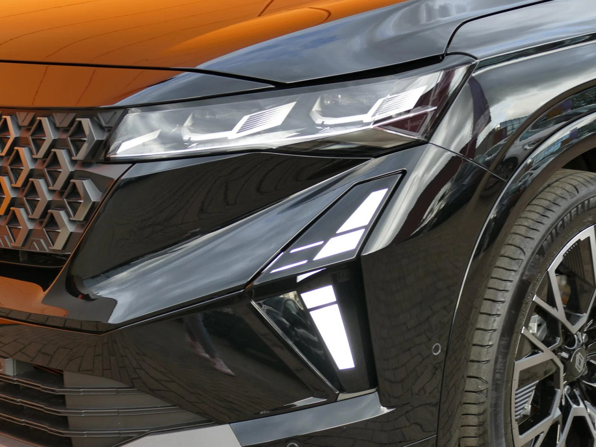 RENAULT AUSTRAL - Miniature 30 sur 33 - Cliquer pour voir cette photo