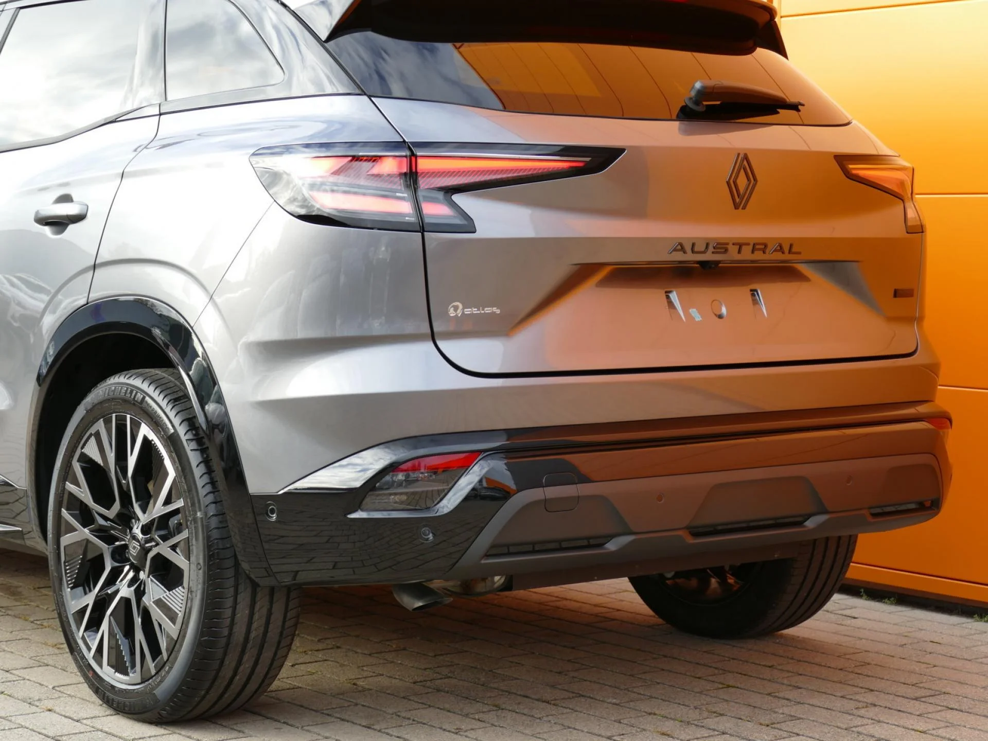 RENAULT AUSTRAL - Miniature 31 sur 33 - Cliquer pour voir cette photo