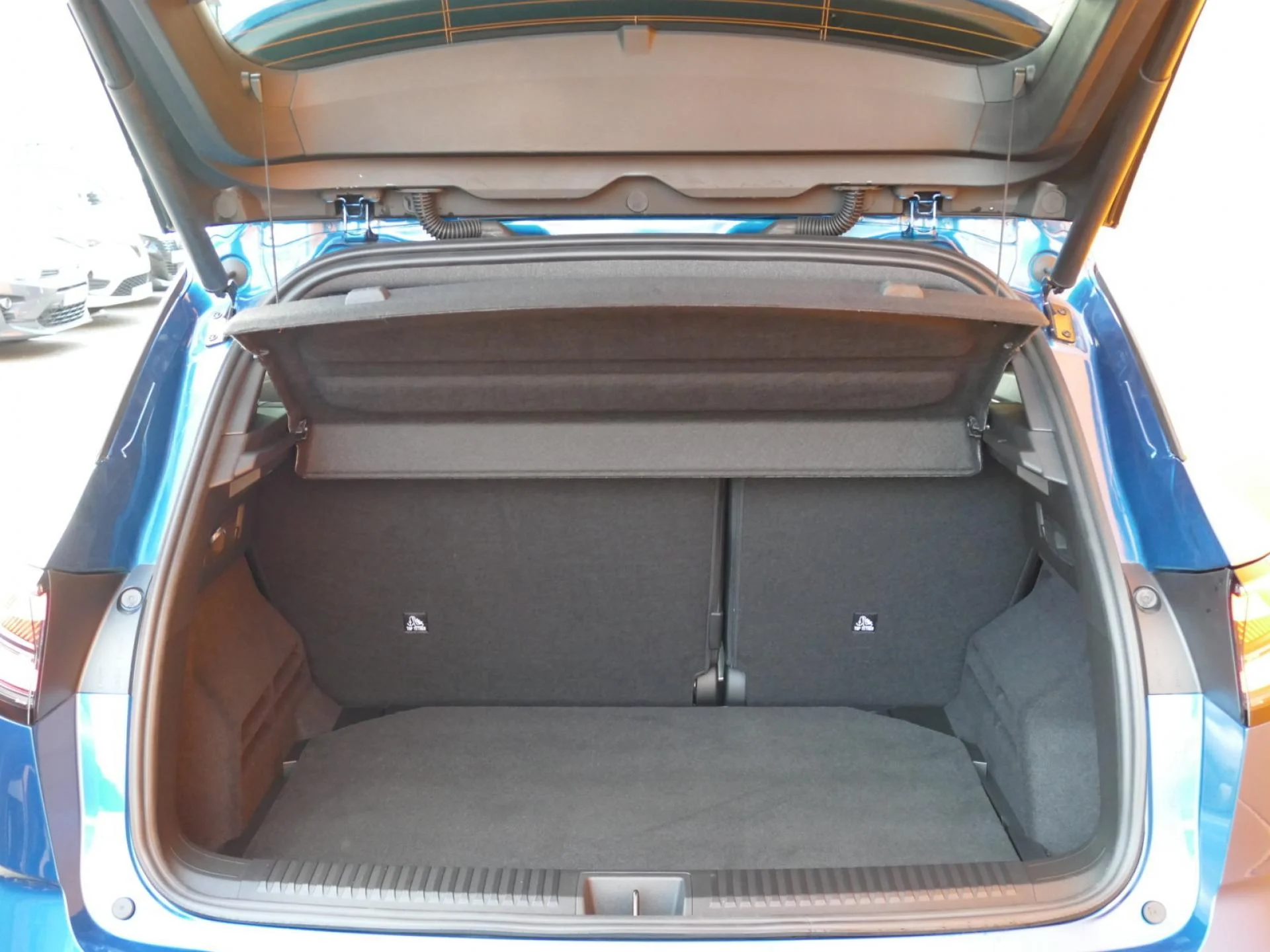 RENAULT AUSTRAL - Miniature 8 sur 33 - Cliquer pour voir cette photo