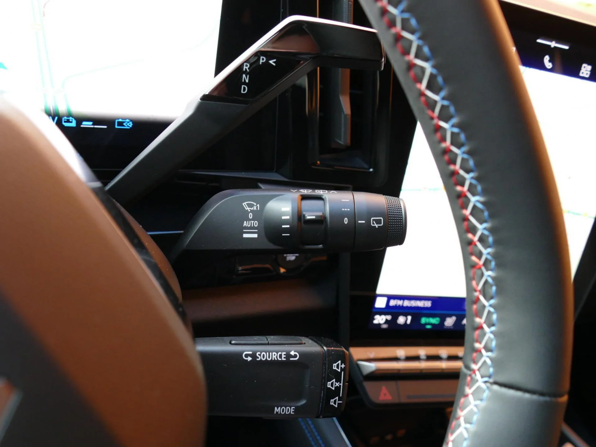 RENAULT AUSTRAL - Miniature 27 sur 33 - Cliquer pour voir cette photo