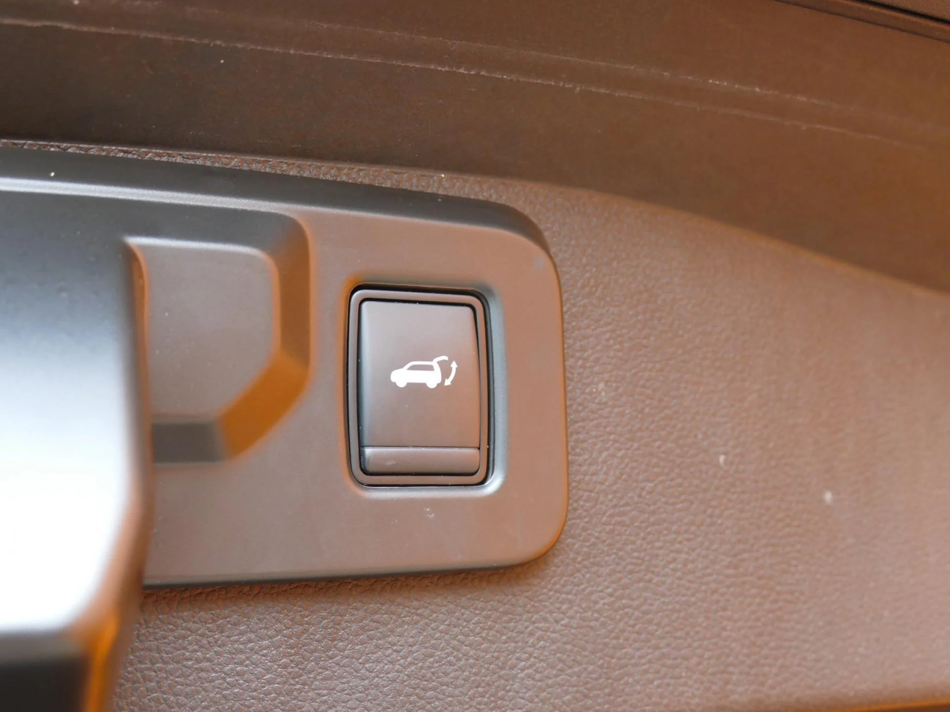 RENAULT AUSTRAL - Miniature 21 sur 32 - Cliquer pour voir cette photo